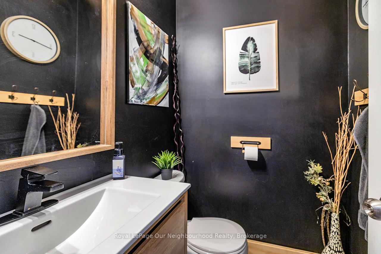 Photo 24 of 901 Groveland Avenue, Oshawa, Taunton — HOMEH