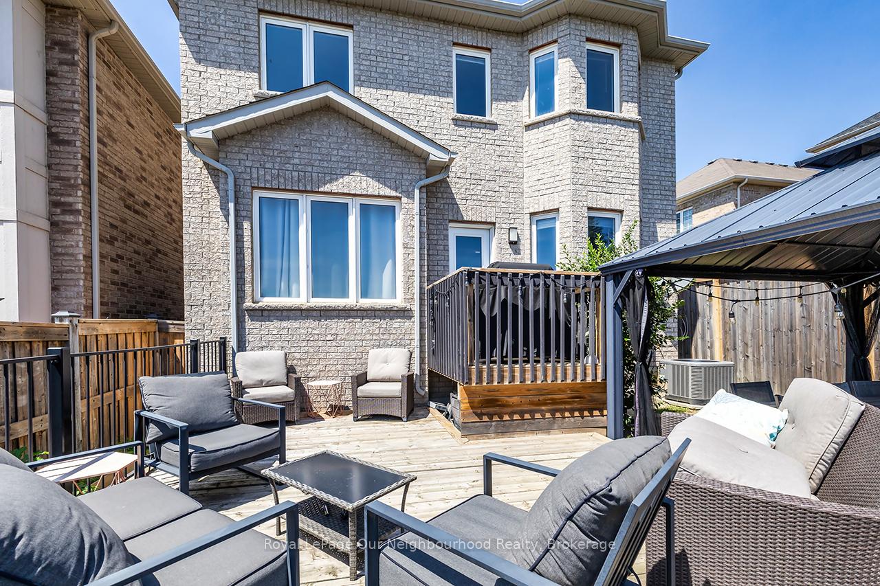 Photo 32 of 901 Groveland Avenue, Oshawa, Taunton — HOMEH