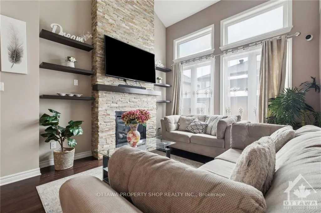 Photo 2 of 731 Morningstar Way, Ottawa, Mer Bleue/Bradley Estates/Anderson Park — HOMEH