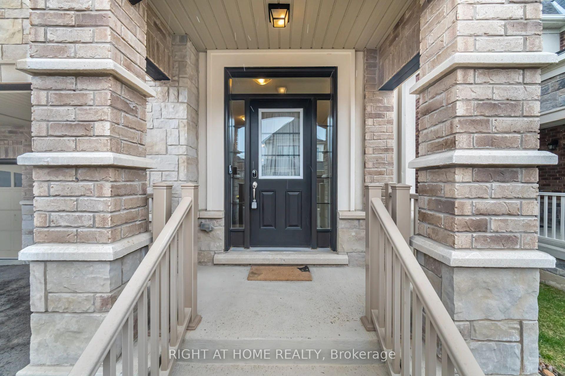 Photo 3 of 1178 Raspberry Terrace, Milton, Ford — HOMEH