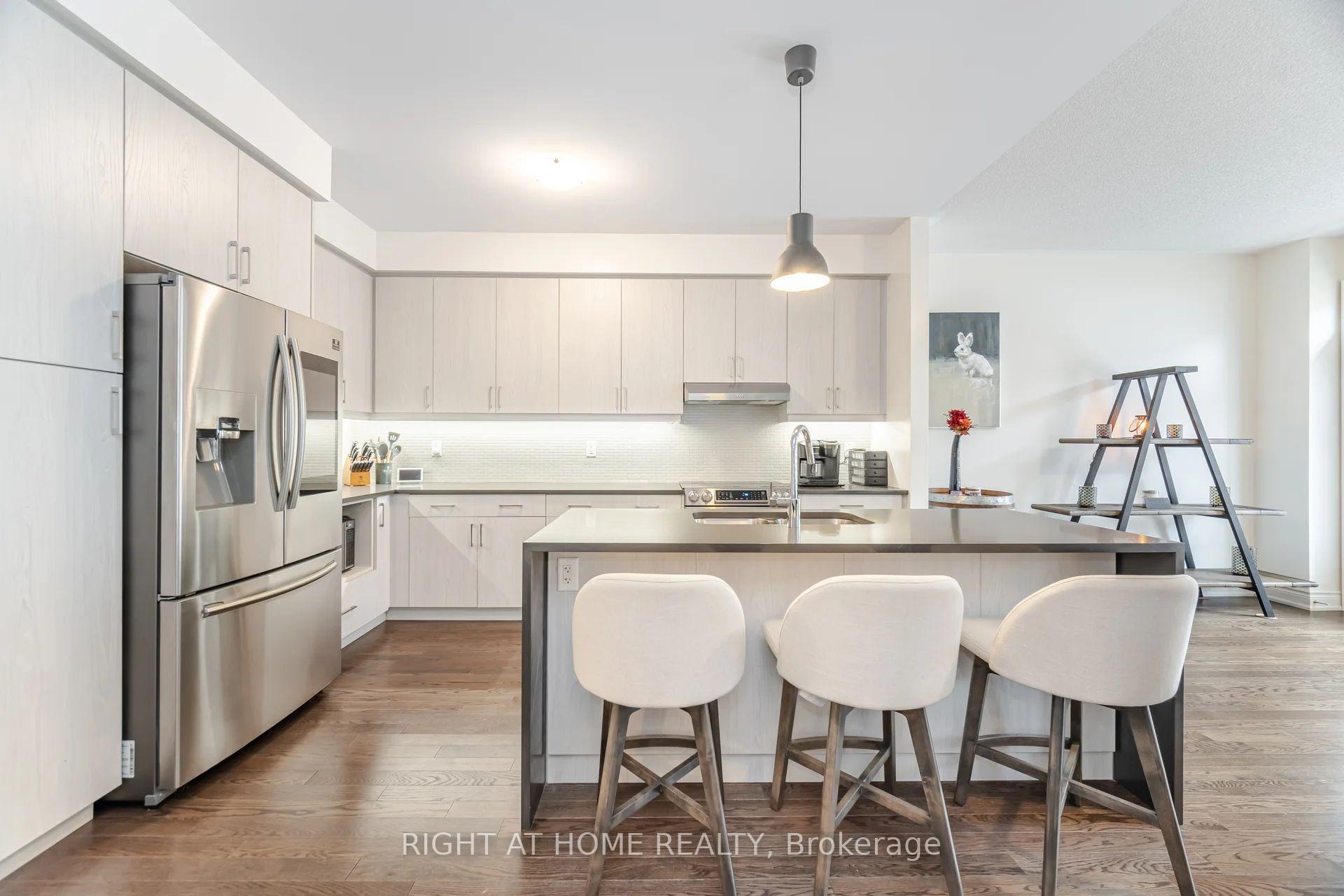Photo 8 of 1178 Raspberry Terrace, Milton, Ford — HOMEH
