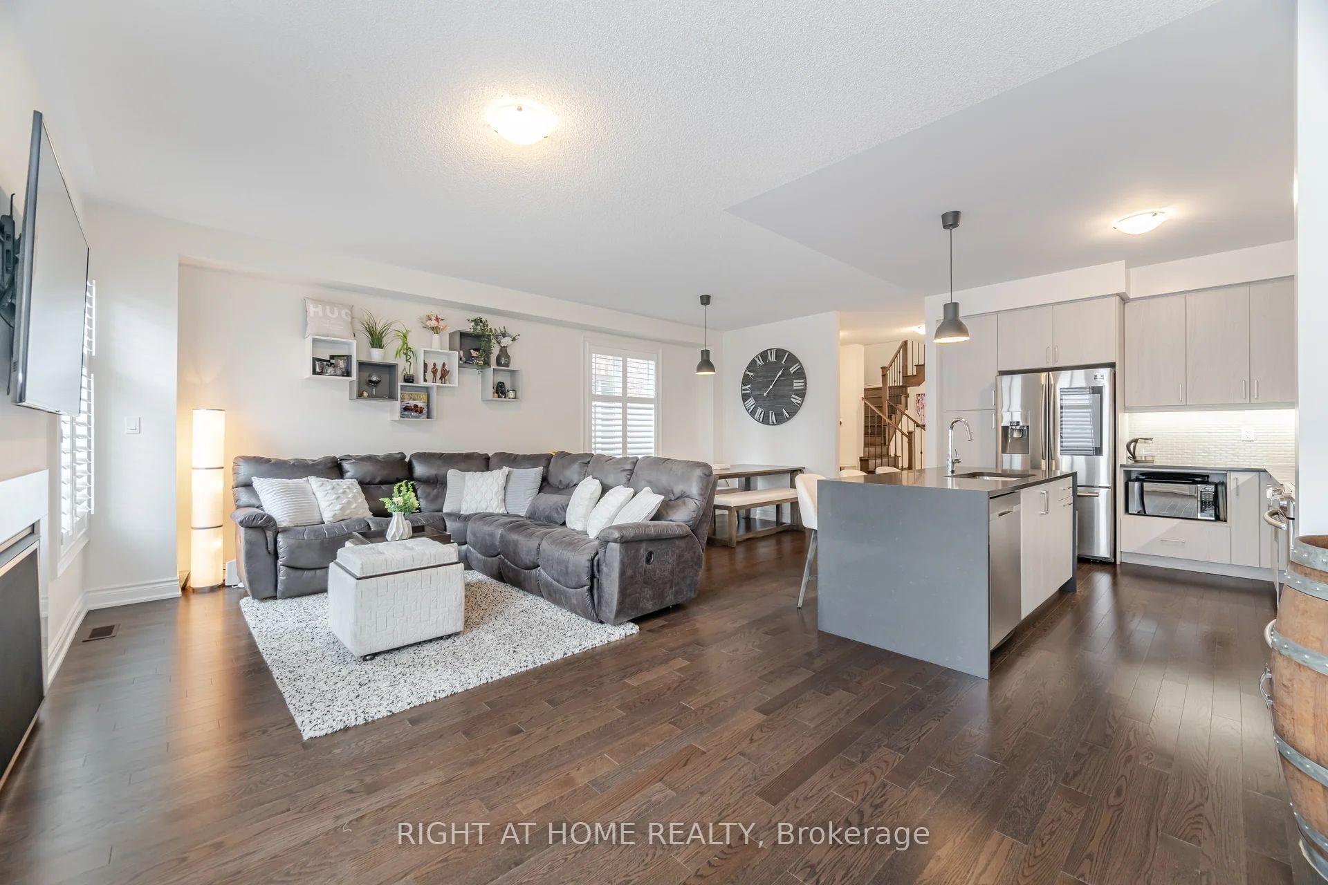 Photo 14 of 1178 Raspberry Terrace, Milton, Ford — HOMEH