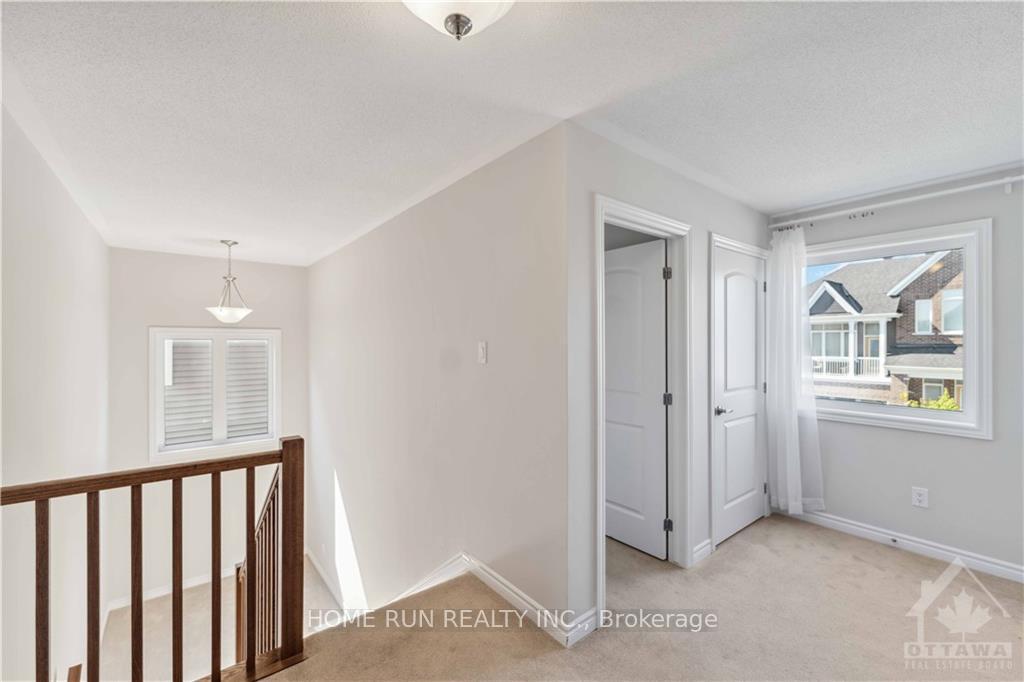 Photo 6 of 752 Vennecy Terrace, Ottawa, Chapel Hill South - Orleans Village — HOMEH