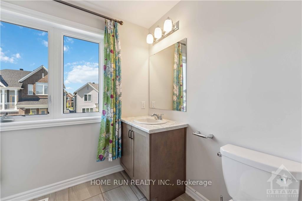 Photo 8 of 752 Vennecy Terrace, Ottawa, Chapel Hill South - Orleans Village — HOMEH