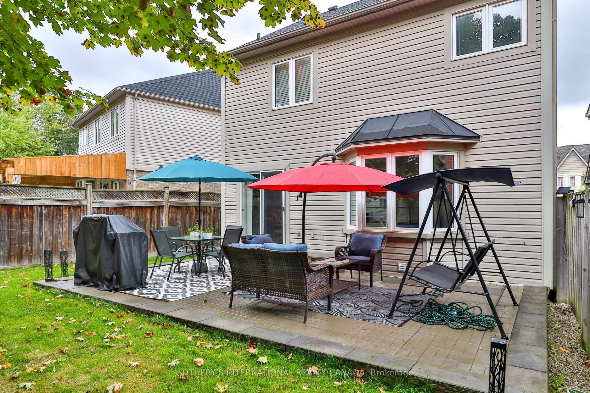 Photo 4 of 83 Norland Circle, Oshawa, Windfields — HOMEH