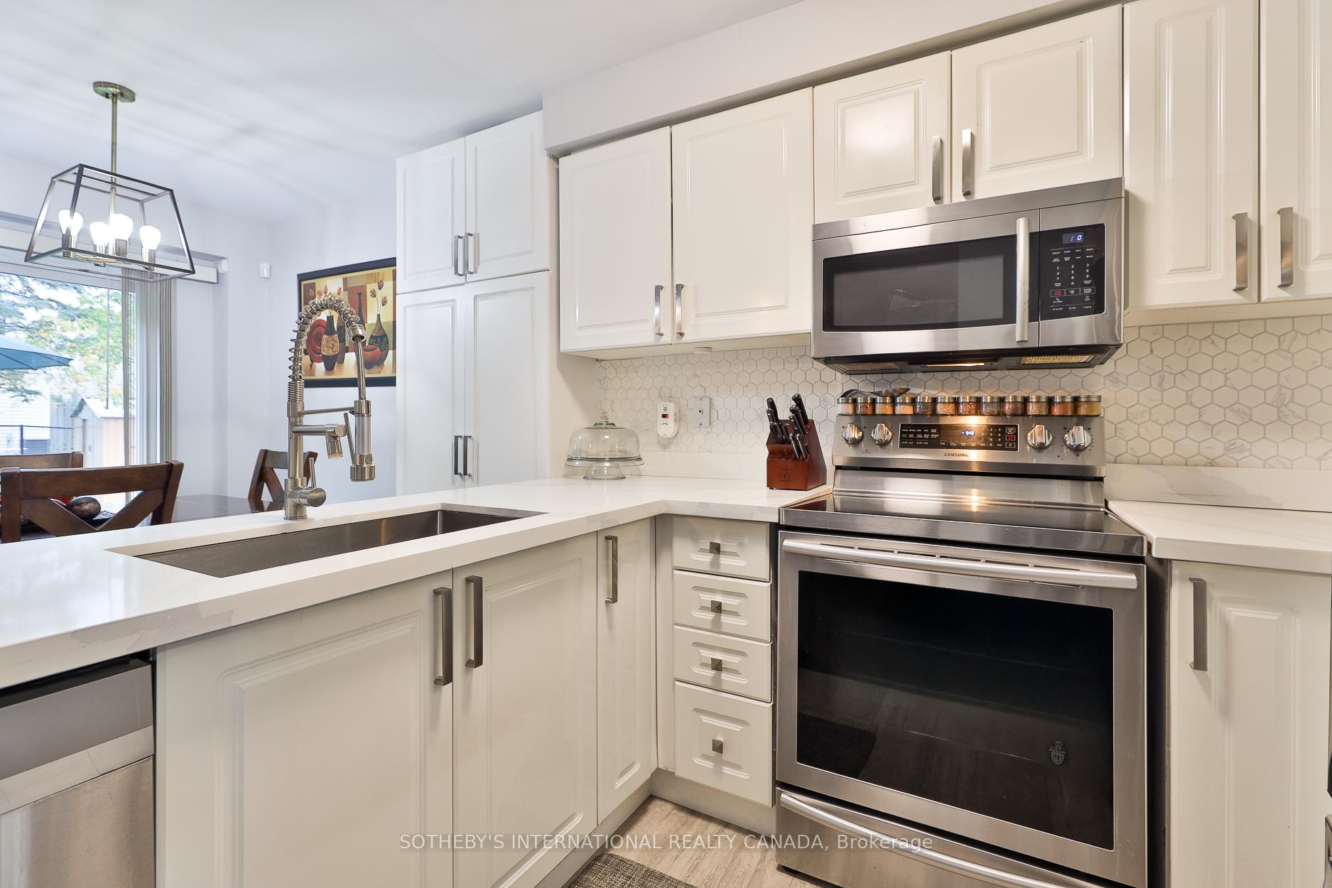 Photo 20 of 83 Norland Circle, Oshawa, Windfields — HOMEH