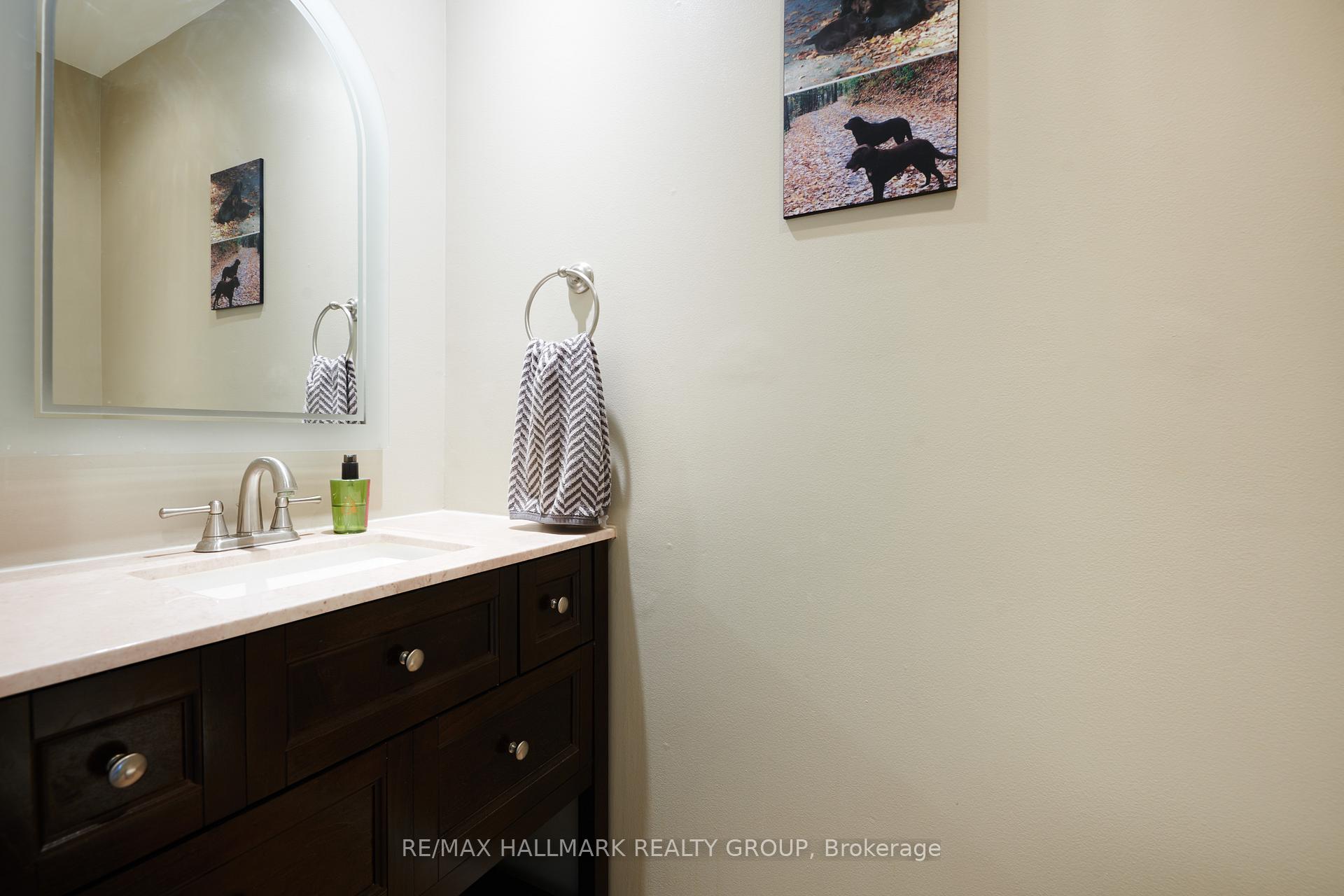 Photo 11 of 411 Sanderling Crescent, Ottawa, Chatelaine Village — HOMEH