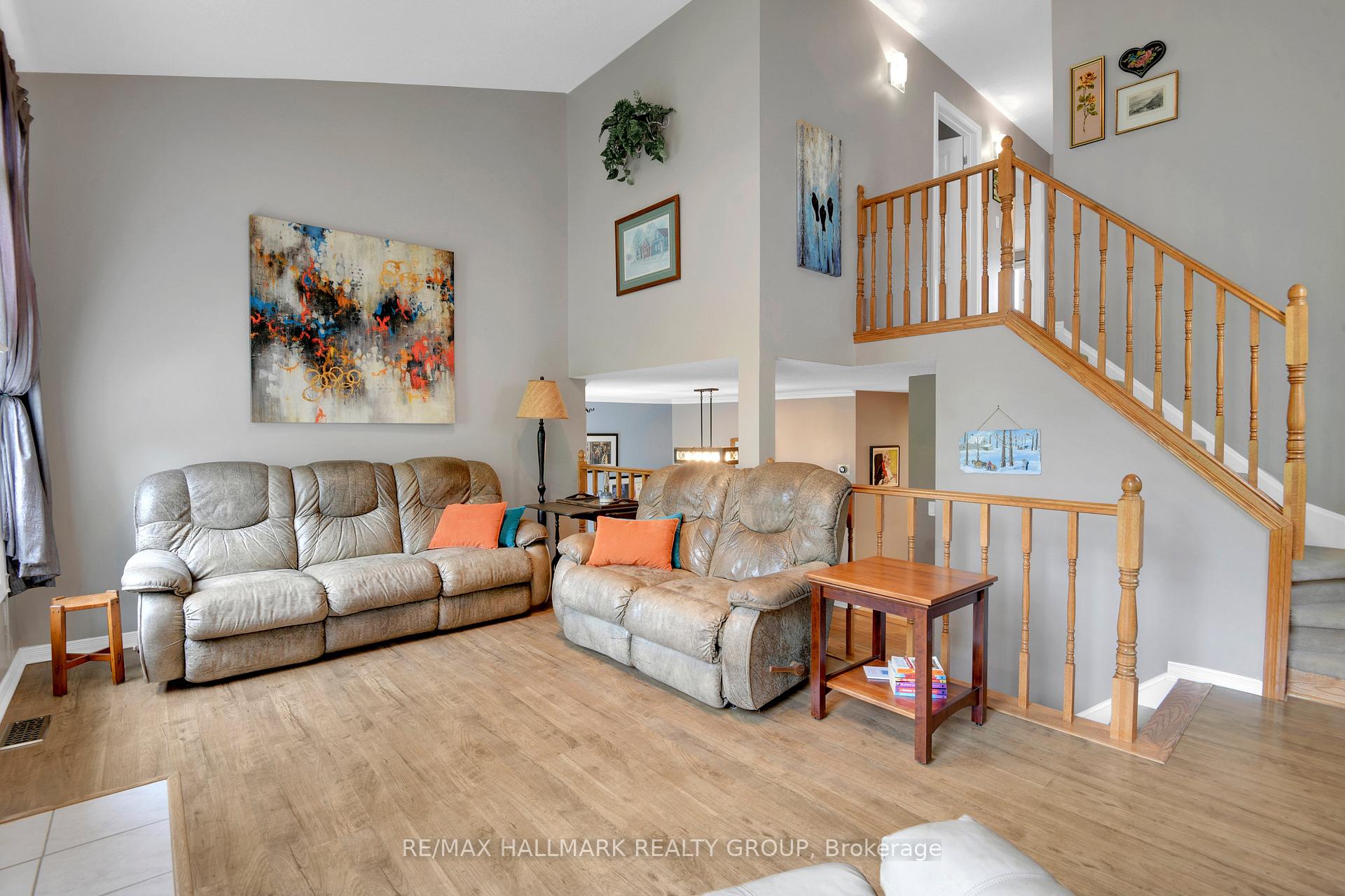 Photo 15 of 411 Sanderling Crescent, Ottawa, Chatelaine Village — HOMEH