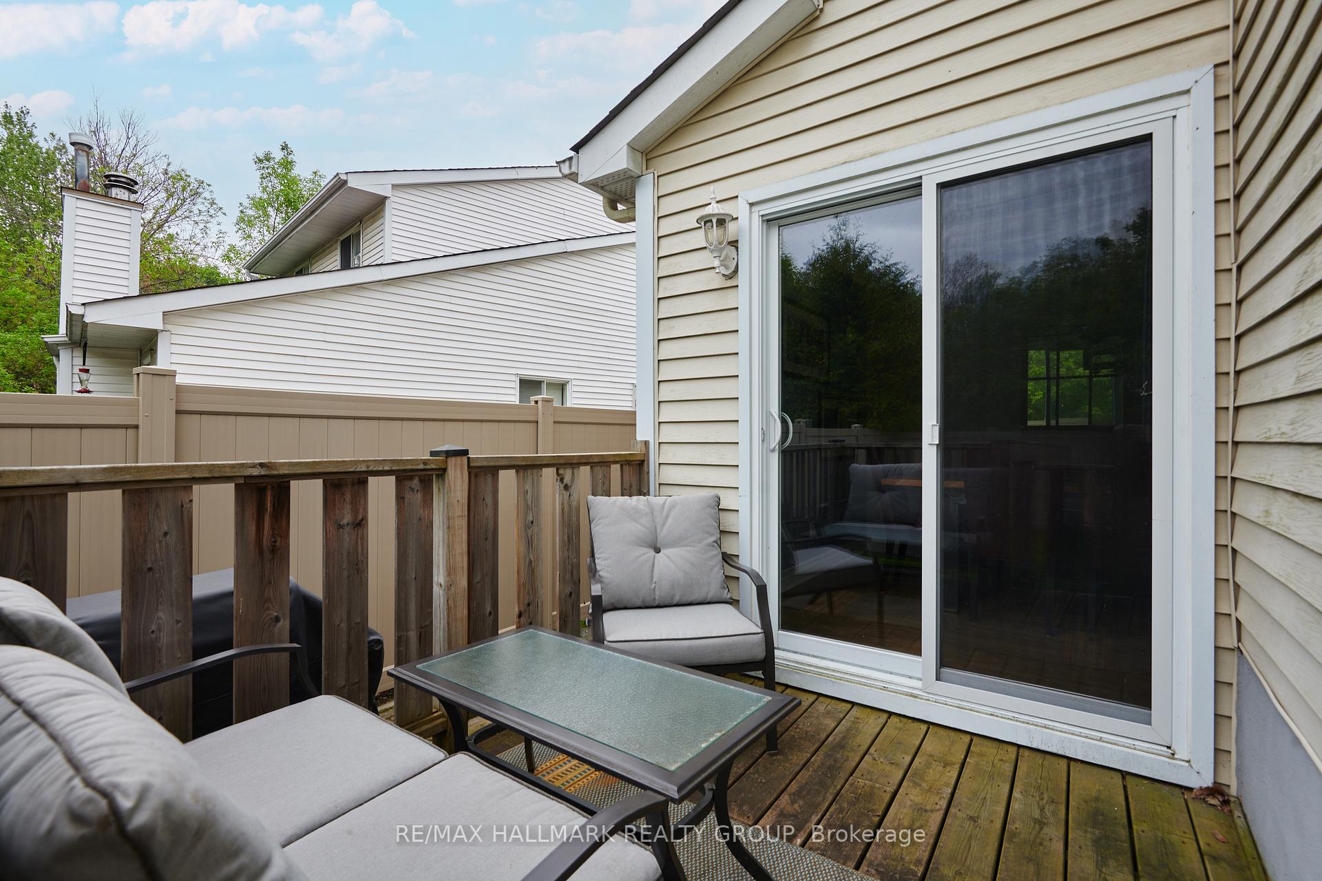 Photo 33 of 411 Sanderling Crescent, Ottawa, Chatelaine Village — HOMEH