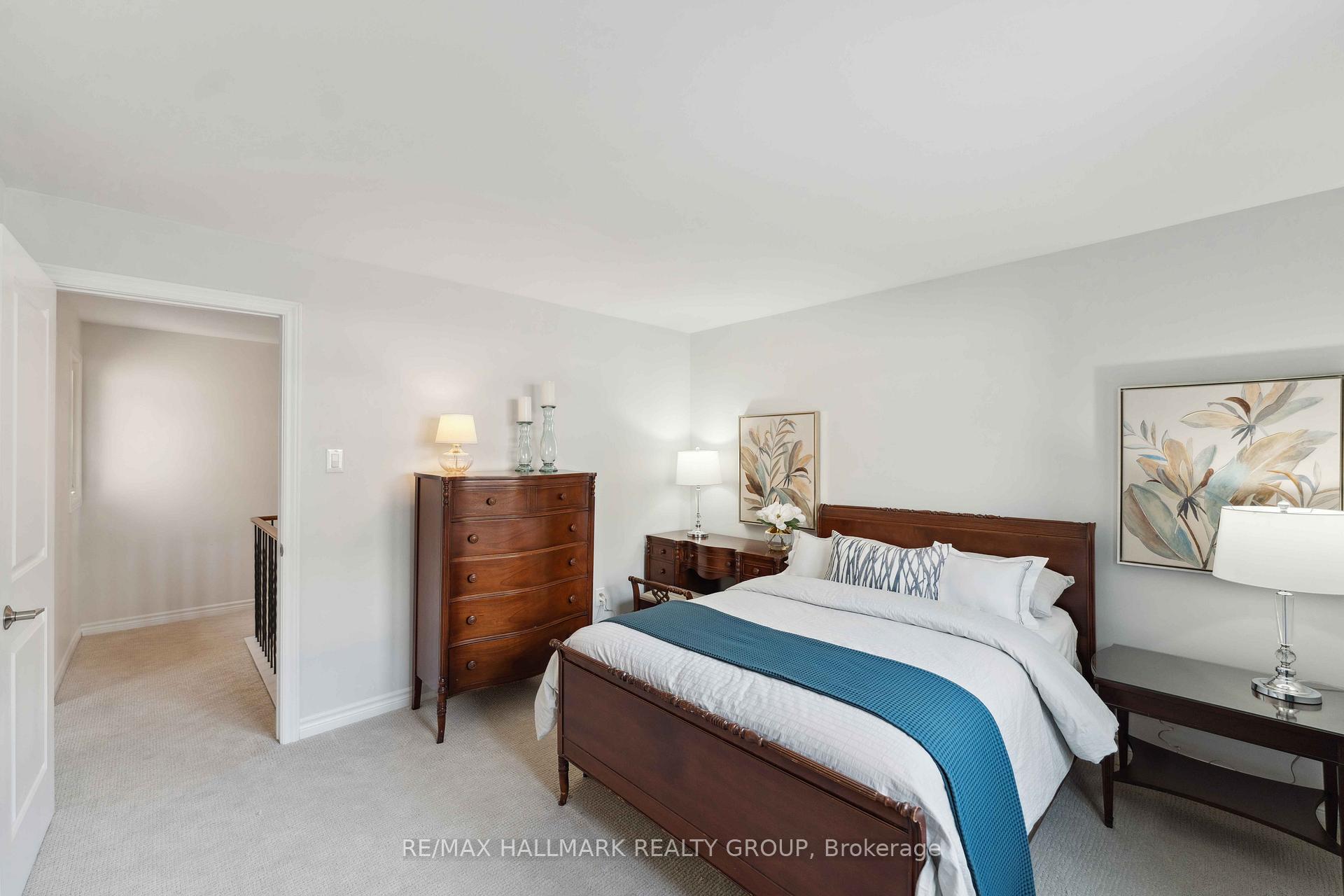 Photo 17 of 6084 Voyageur Drive, Ottawa, Convent Glen — HOMEH