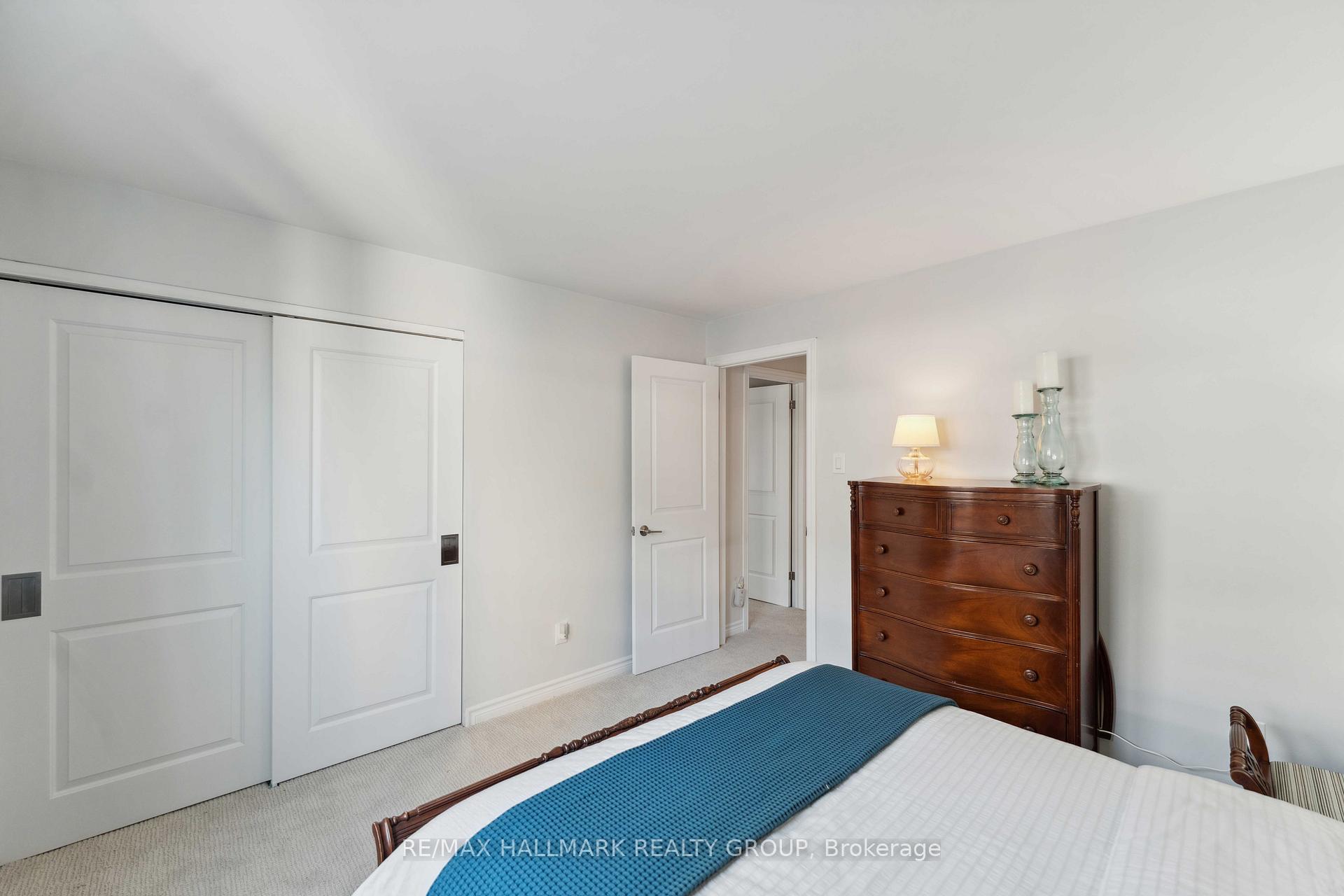 Photo 18 of 6084 Voyageur Drive, Ottawa, Convent Glen — HOMEH