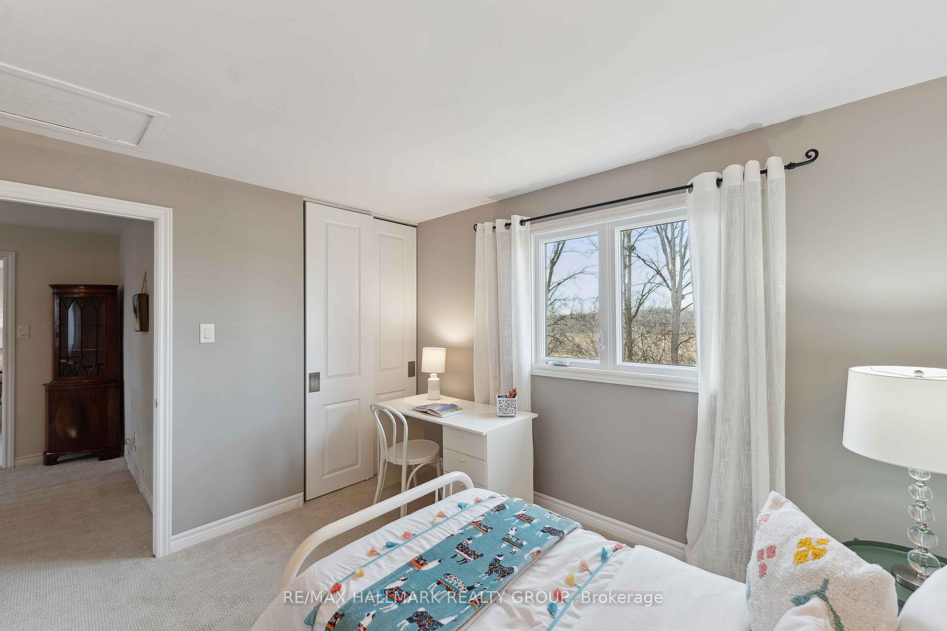 Photo 20 of 6084 Voyageur Drive, Ottawa, Convent Glen — HOMEH