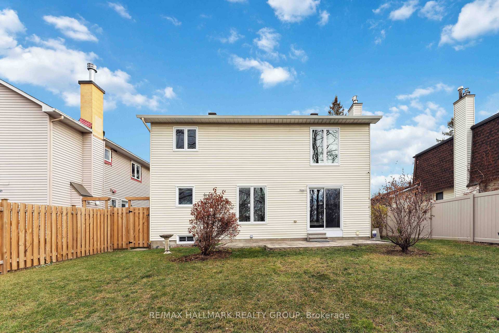Photo 24 of 6084 Voyageur Drive, Ottawa, Convent Glen — HOMEH