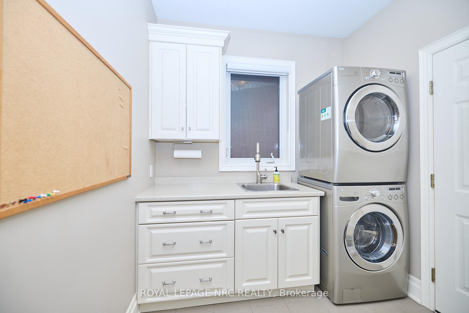 Photo 11 of 8 Timmsdale Crescent, Pelham, Fonthill — HOMEH