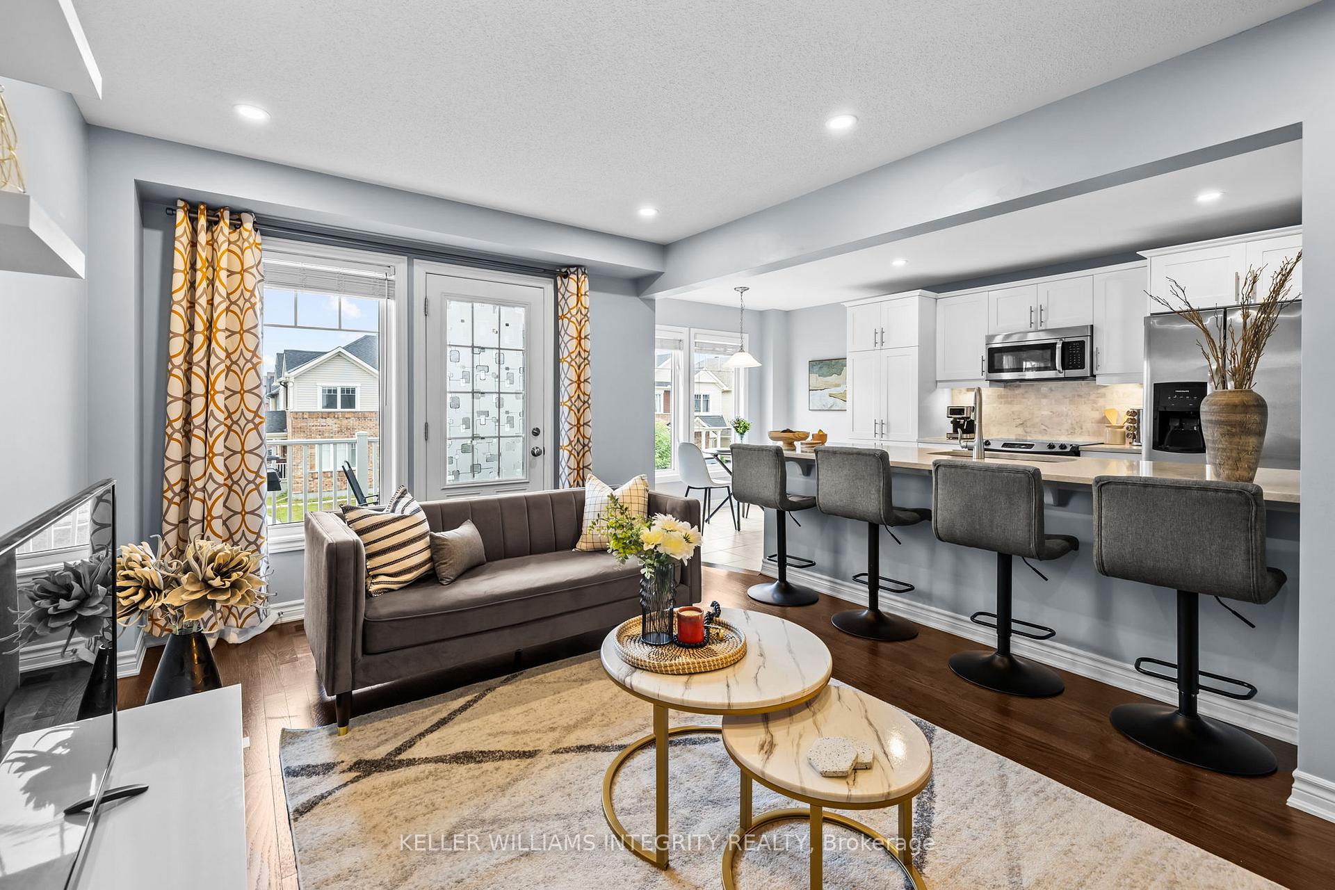 Photo 10 of 321 Sweetfern Crescent, Ottawa, Avalon West — HOMEH