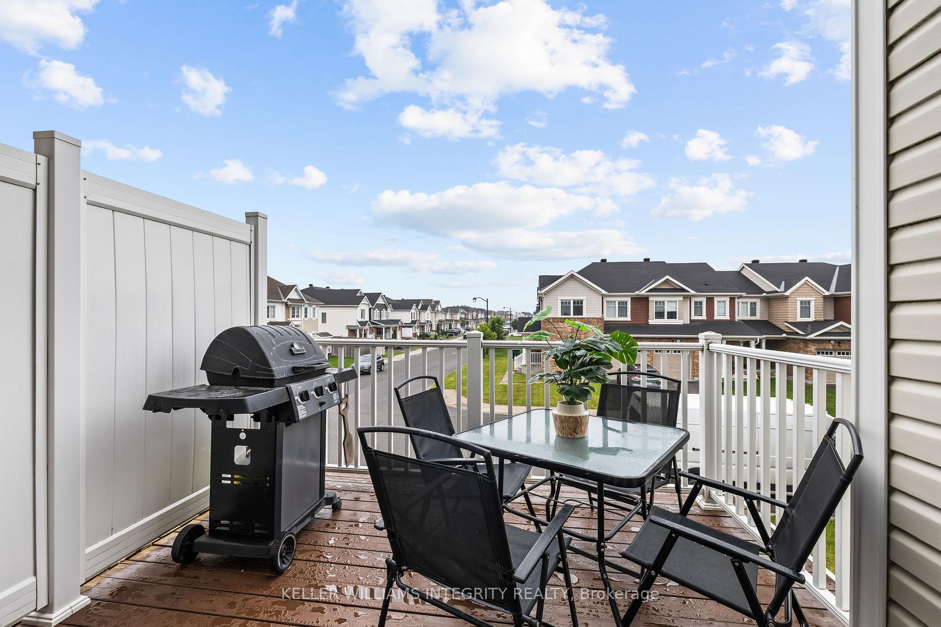 Photo 32 of 321 Sweetfern Crescent, Ottawa, Avalon West — HOMEH