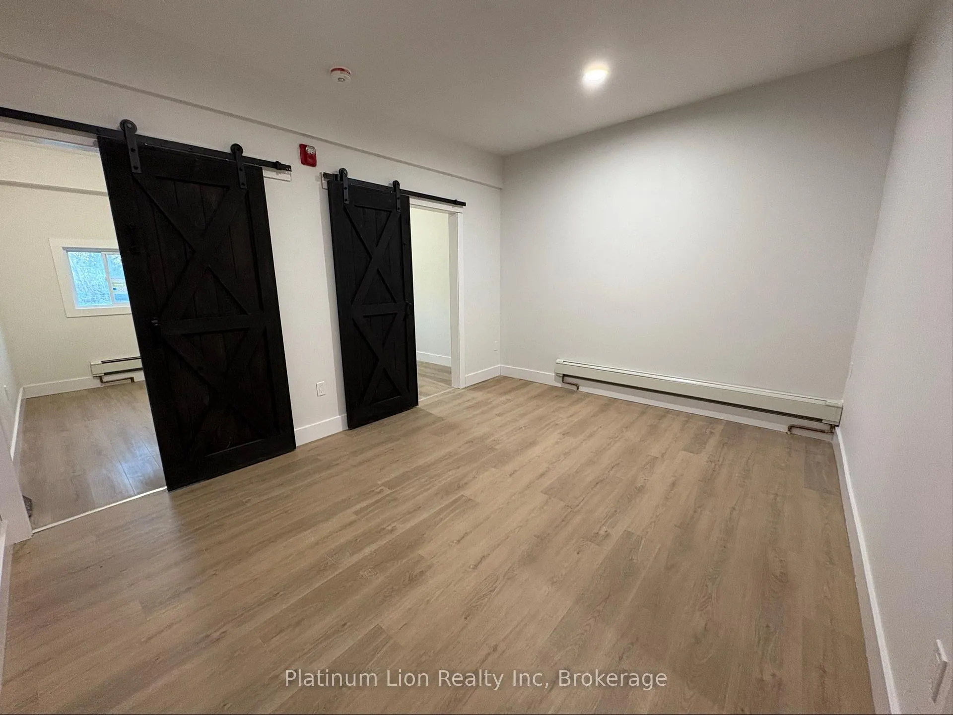 Photo 4 of Unit 5, 803 King Street, Port Colborne, Main Street — HOMEH