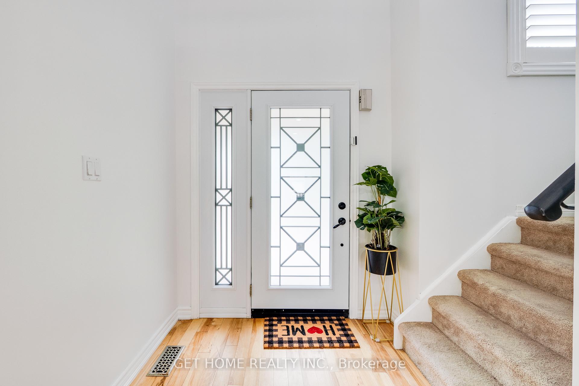 Photo 7 of 1119 Ashgrove Crescent, Oshawa, Pinecrest — HOMEH