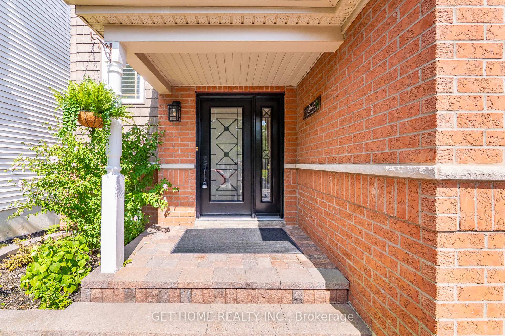 Photo 11 of 1119 Ashgrove Crescent, Oshawa, Pinecrest — HOMEH