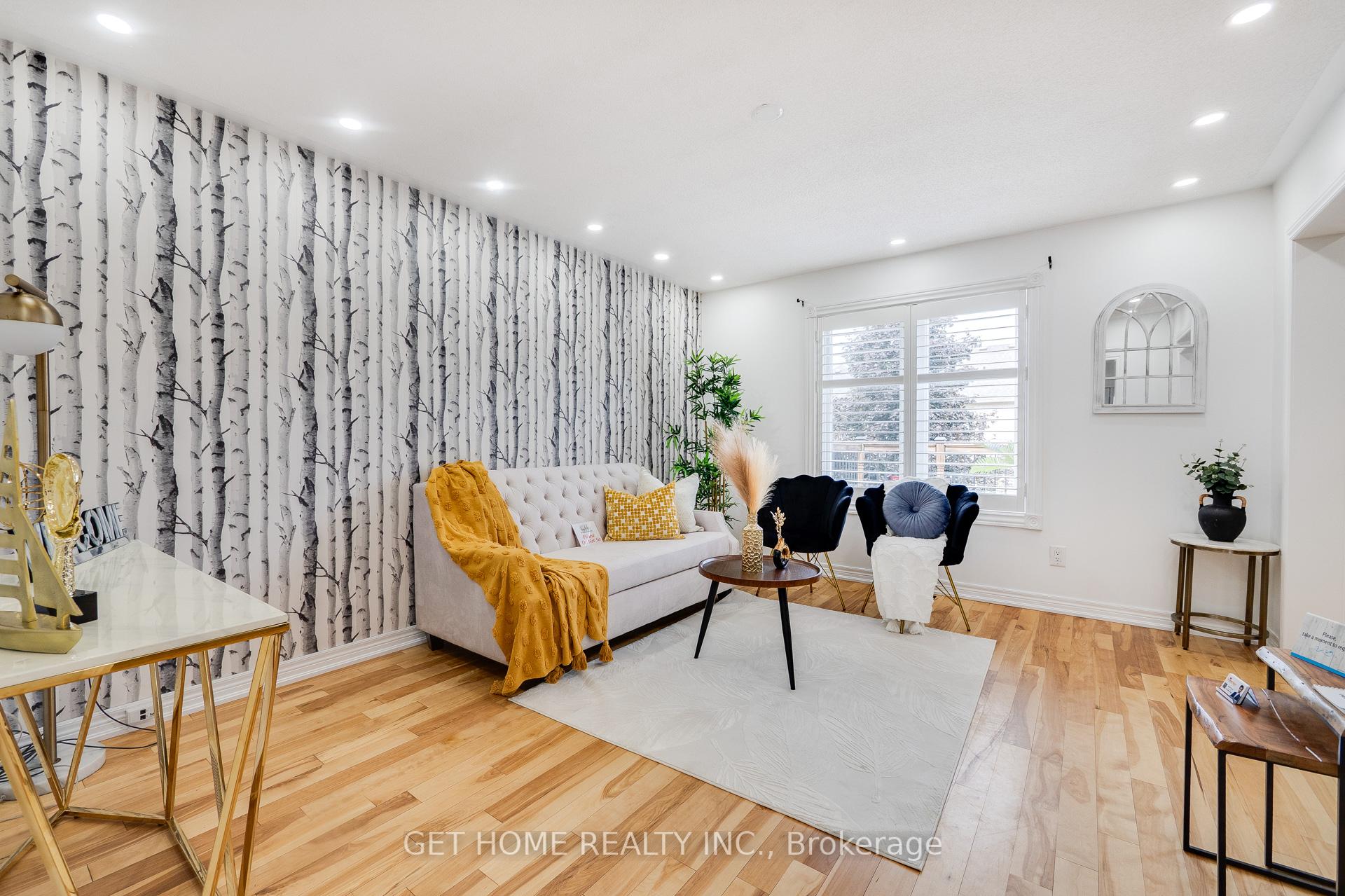 Photo 16 of 1119 Ashgrove Crescent, Oshawa, Pinecrest — HOMEH