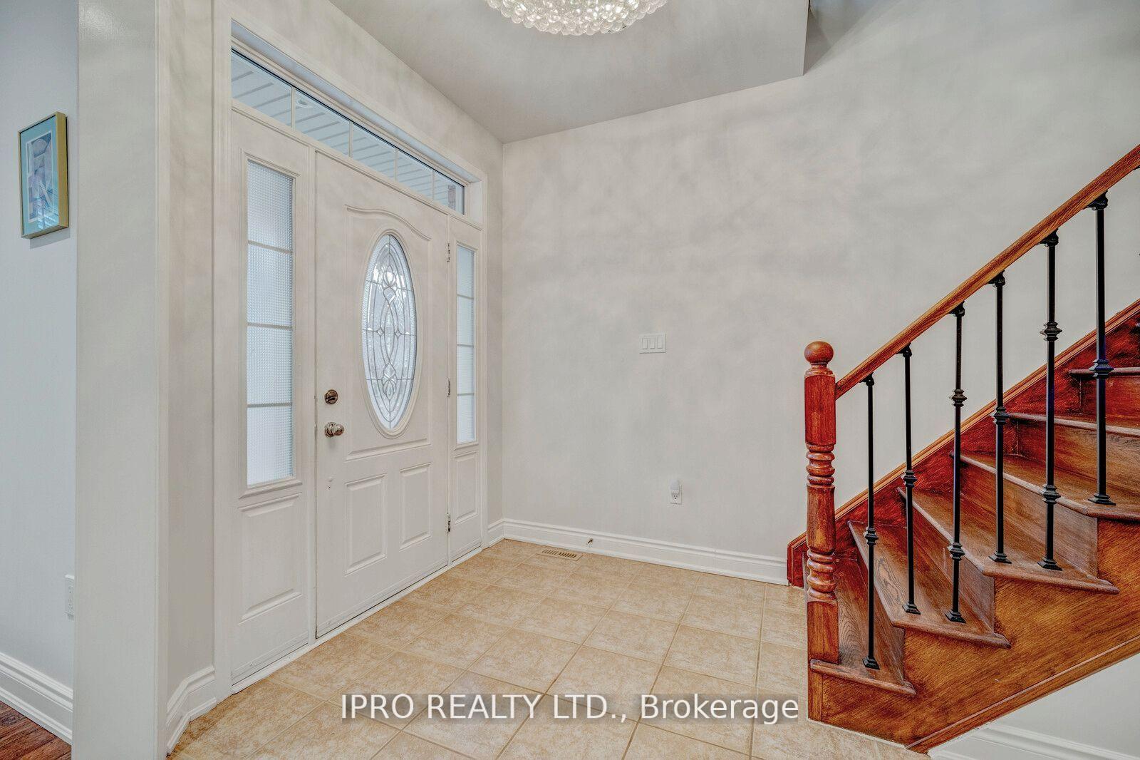 Photo 4 of Unit Upper, 776 Hepburn Road, Milton, Coates — HOMEH