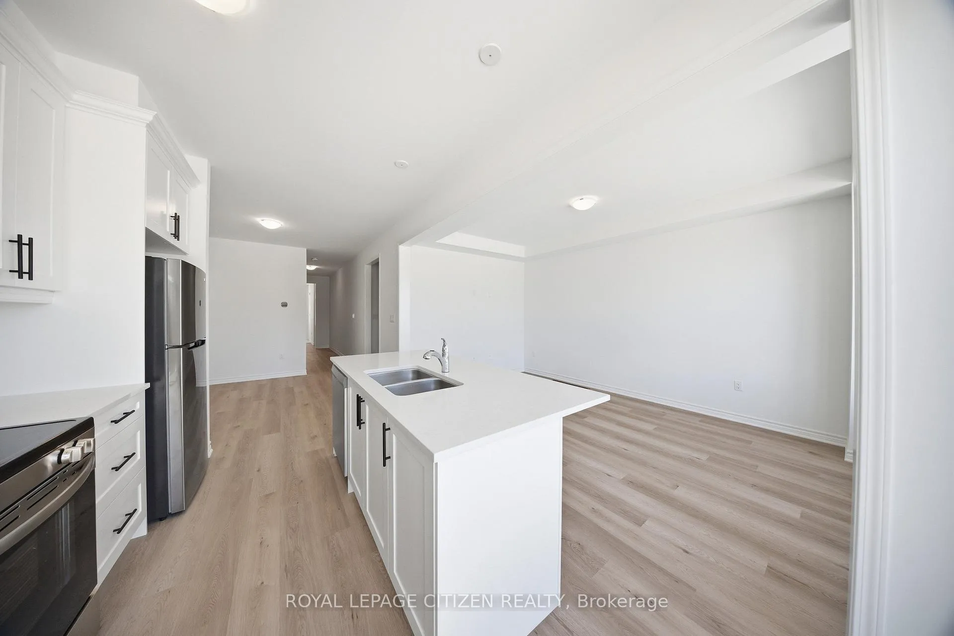 Photo 14 of 3513 Brickyard Drive, Pickering, Rural Pickering — HOMEH