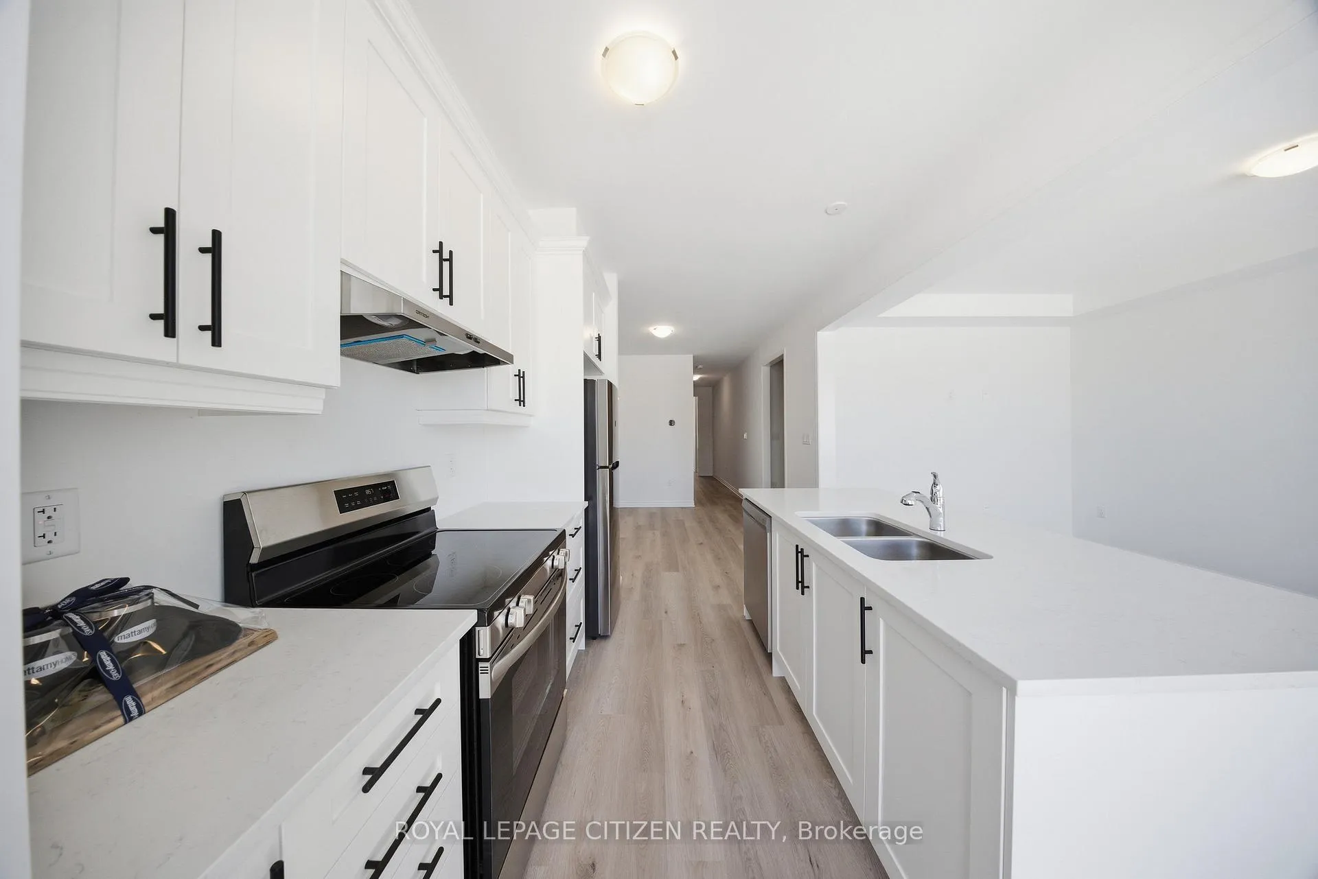 Photo 15 of 3513 Brickyard Drive, Pickering, Rural Pickering — HOMEH