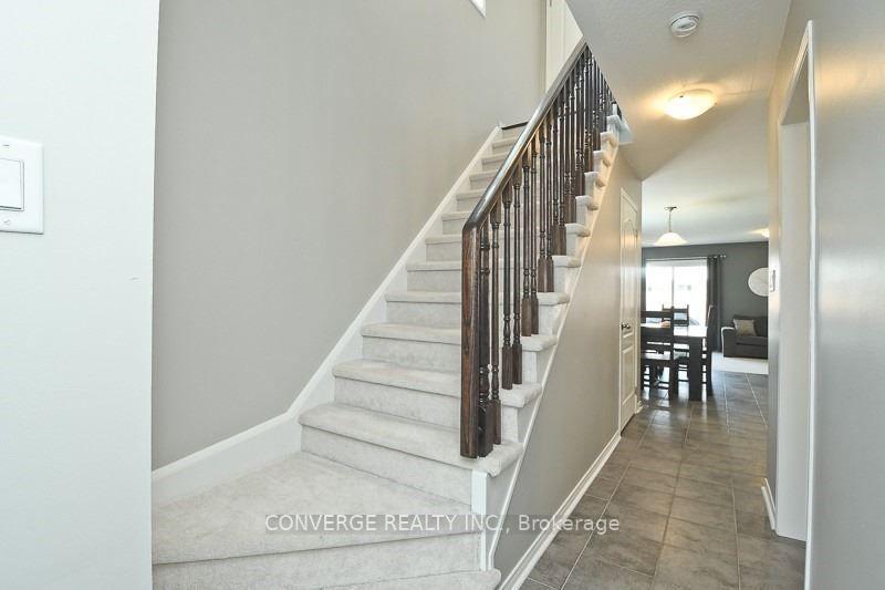 Photo 2 of 1115 Schooling Drive, Oshawa, Taunton — HOMEH