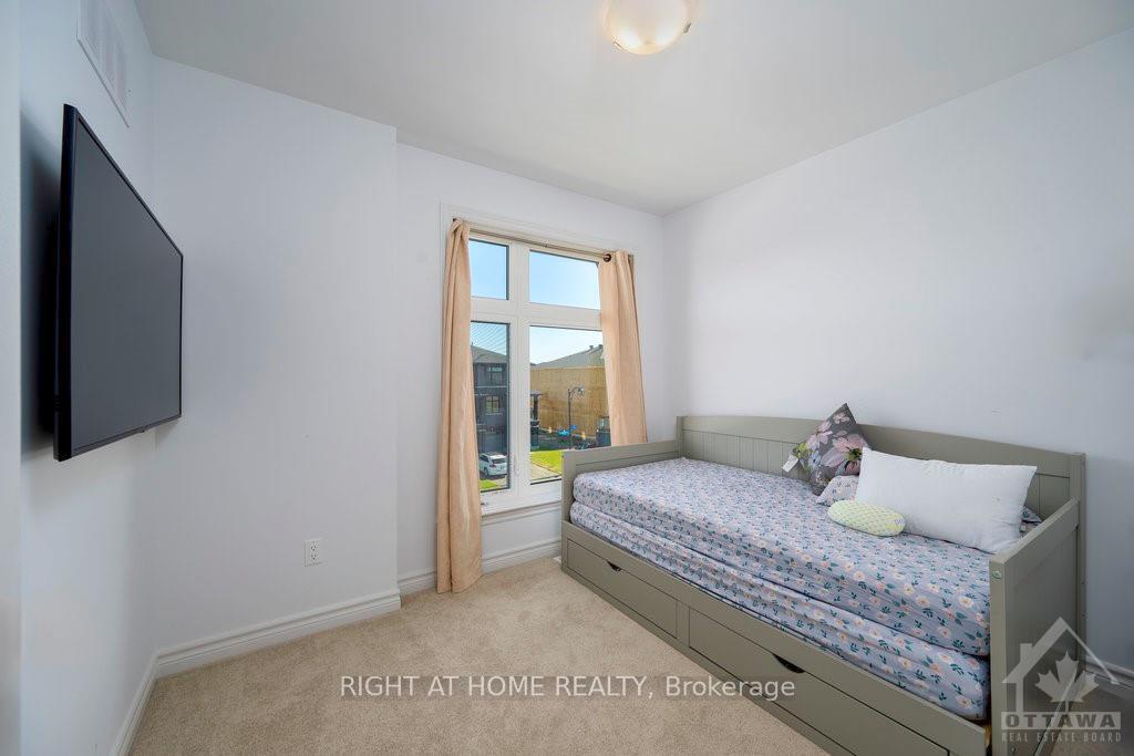 Photo 12 of 60 Verglas Lane, Ottawa, Mer Bleue/Bradley Estates/Anderson Park — HOMEH