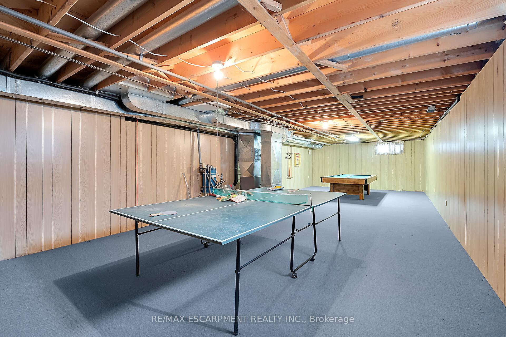 Photo 35 of 47 Falls Crescent, Norfolk, Simcoe — HOMEH