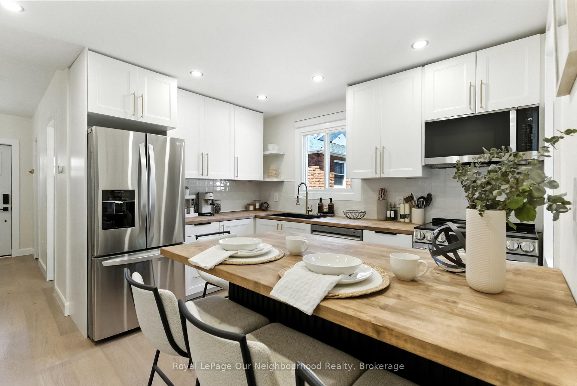 Photo 18 of 319 Division Street, Oshawa, O'Neill — HOMEH