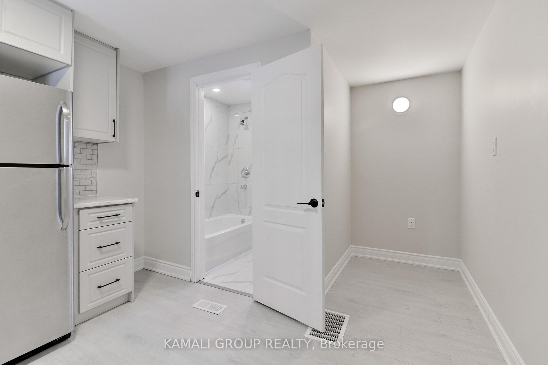 Photo 5 of Unit UNIT 1, 93 McMillan Drive, Oshawa, O'Neill — HOMEH
