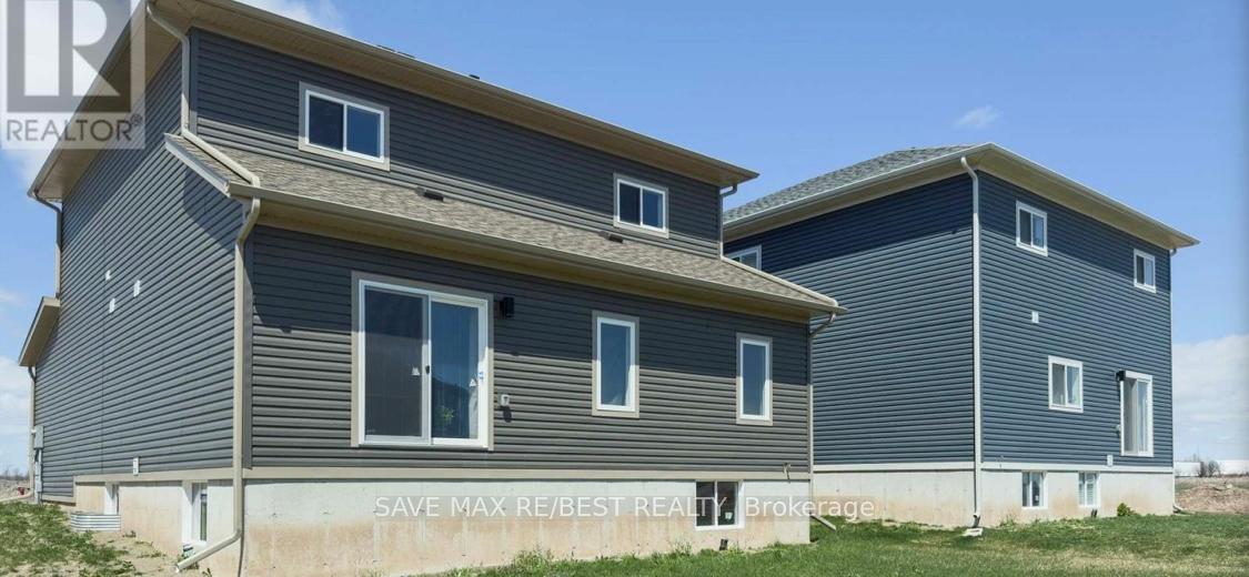 Photo 24 of 127 Hillcrest Road, Port Colborne, Main Street — HOMEH