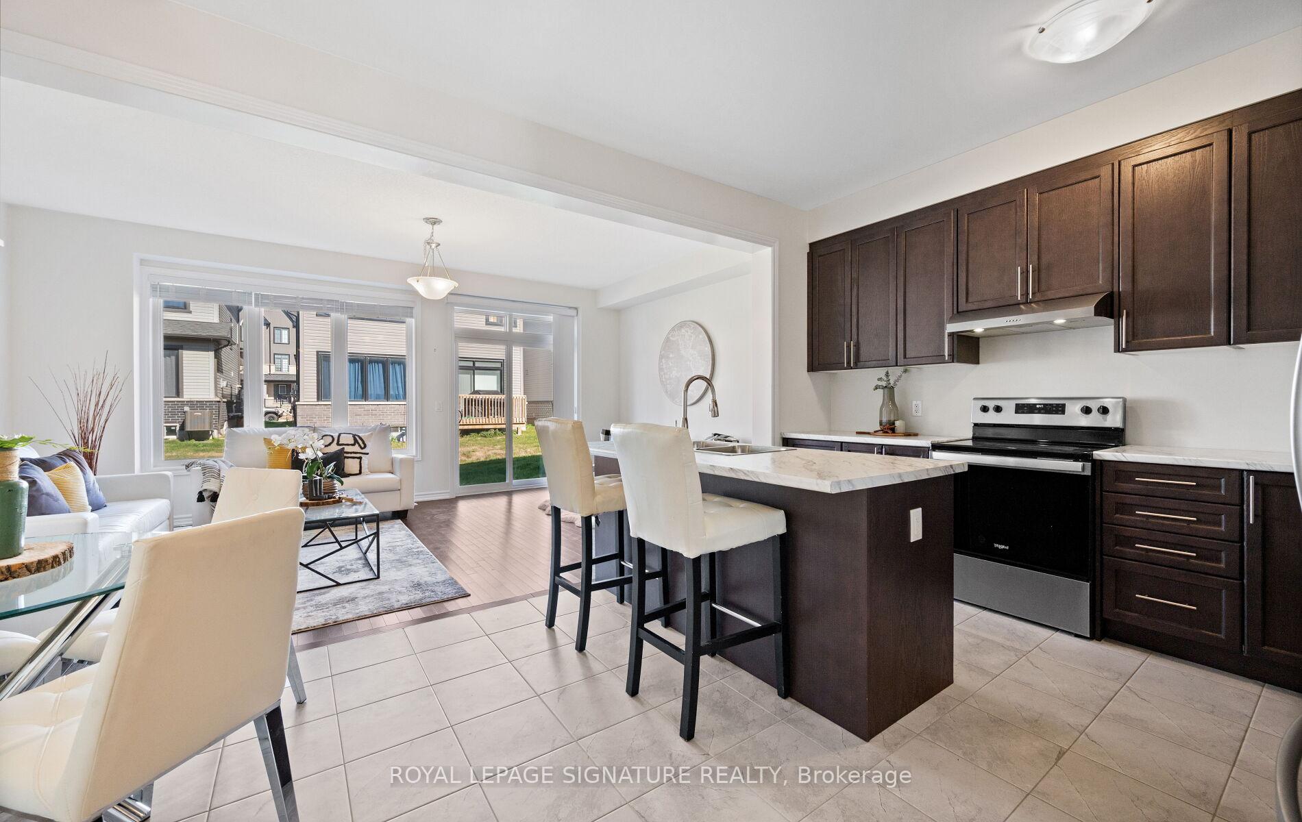 Photo 13 of 1099 Thompson Drive, Oshawa, Kedron — HOMEH