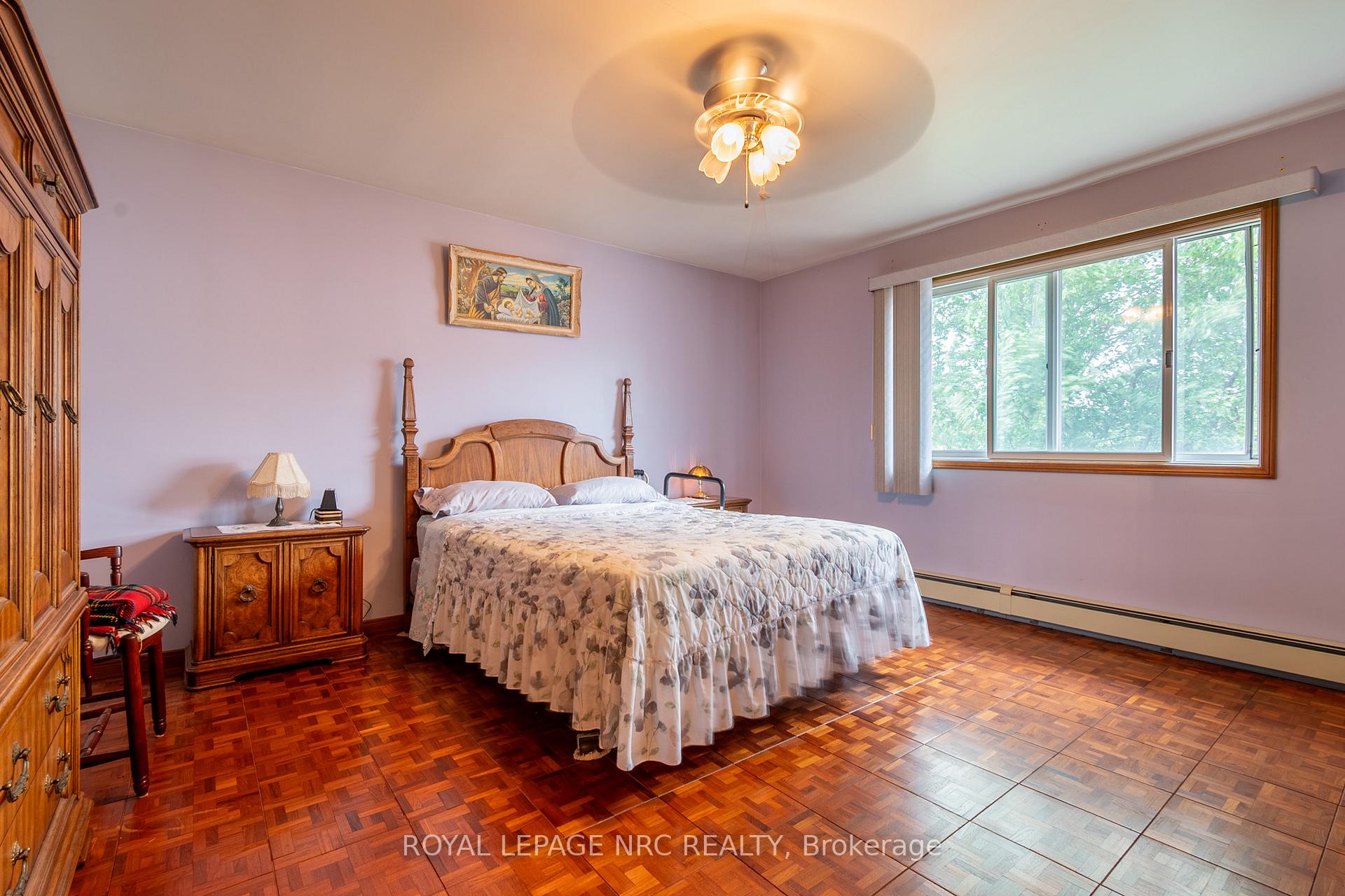 Photo 21 of 32 Gaspare Drive, Port Colborne, Sugarloaf — HOMEH