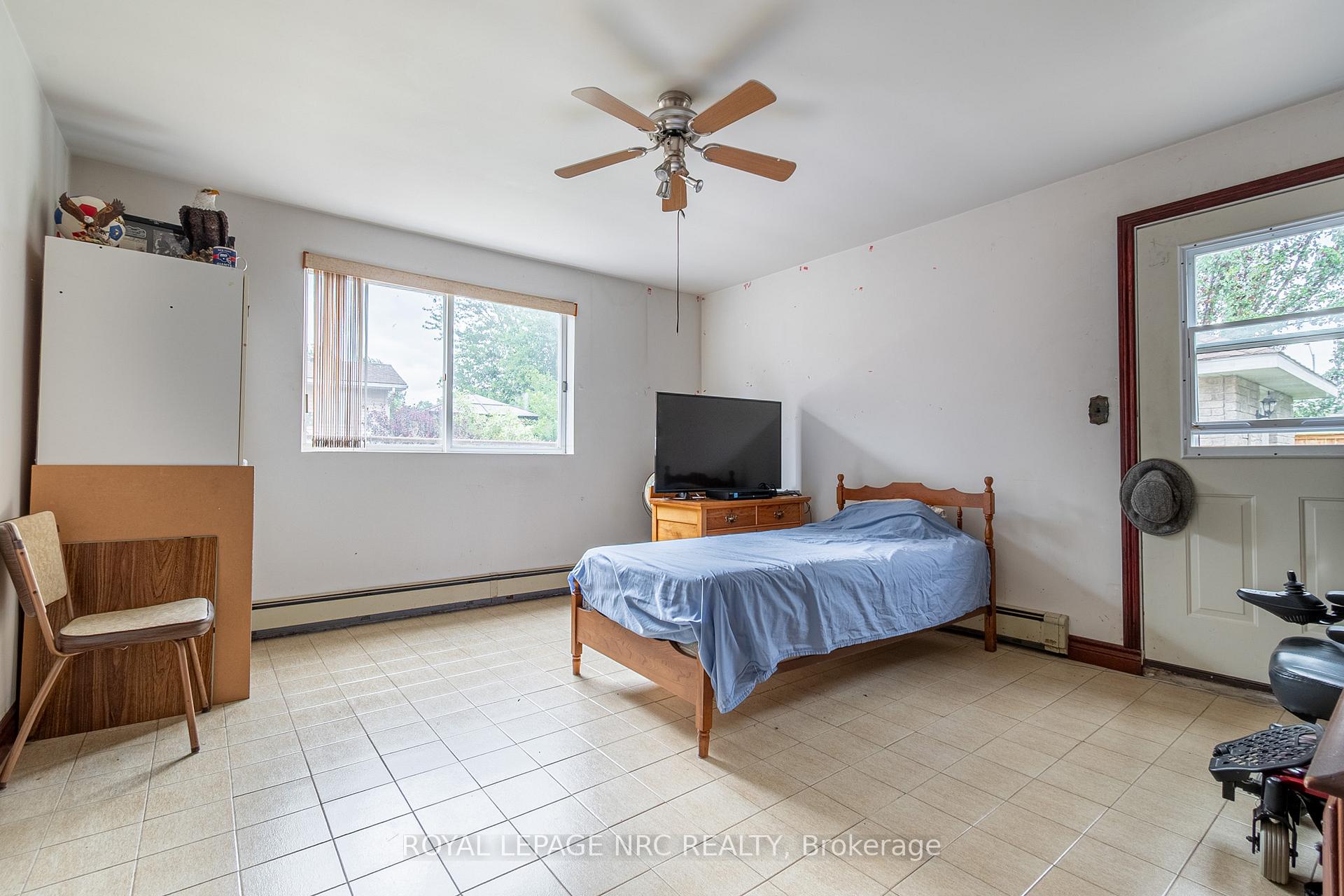 Photo 29 of 32 Gaspare Drive, Port Colborne, Sugarloaf — HOMEH