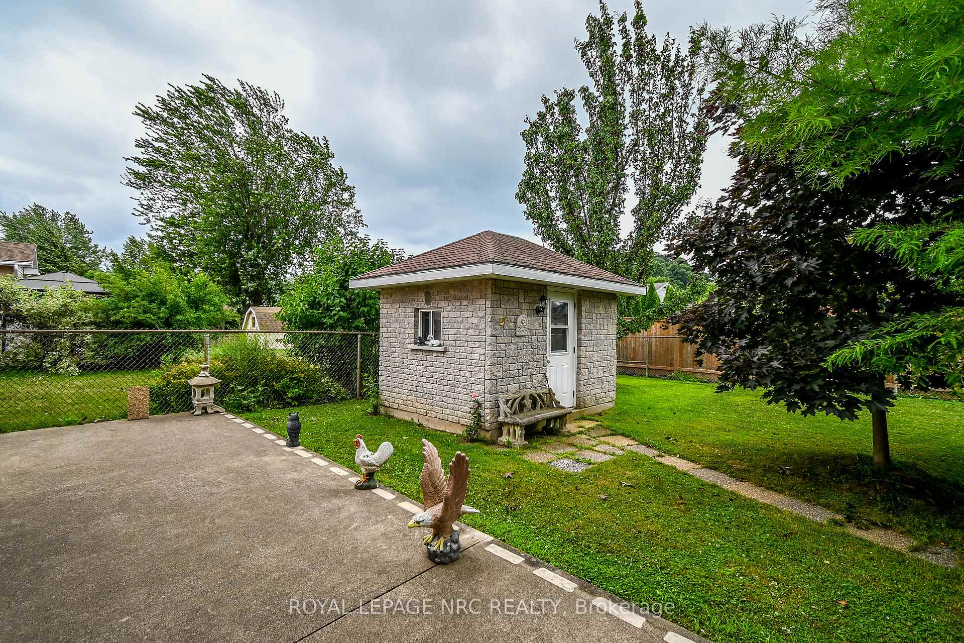 Photo 38 of 32 Gaspare Drive, Port Colborne, Sugarloaf — HOMEH