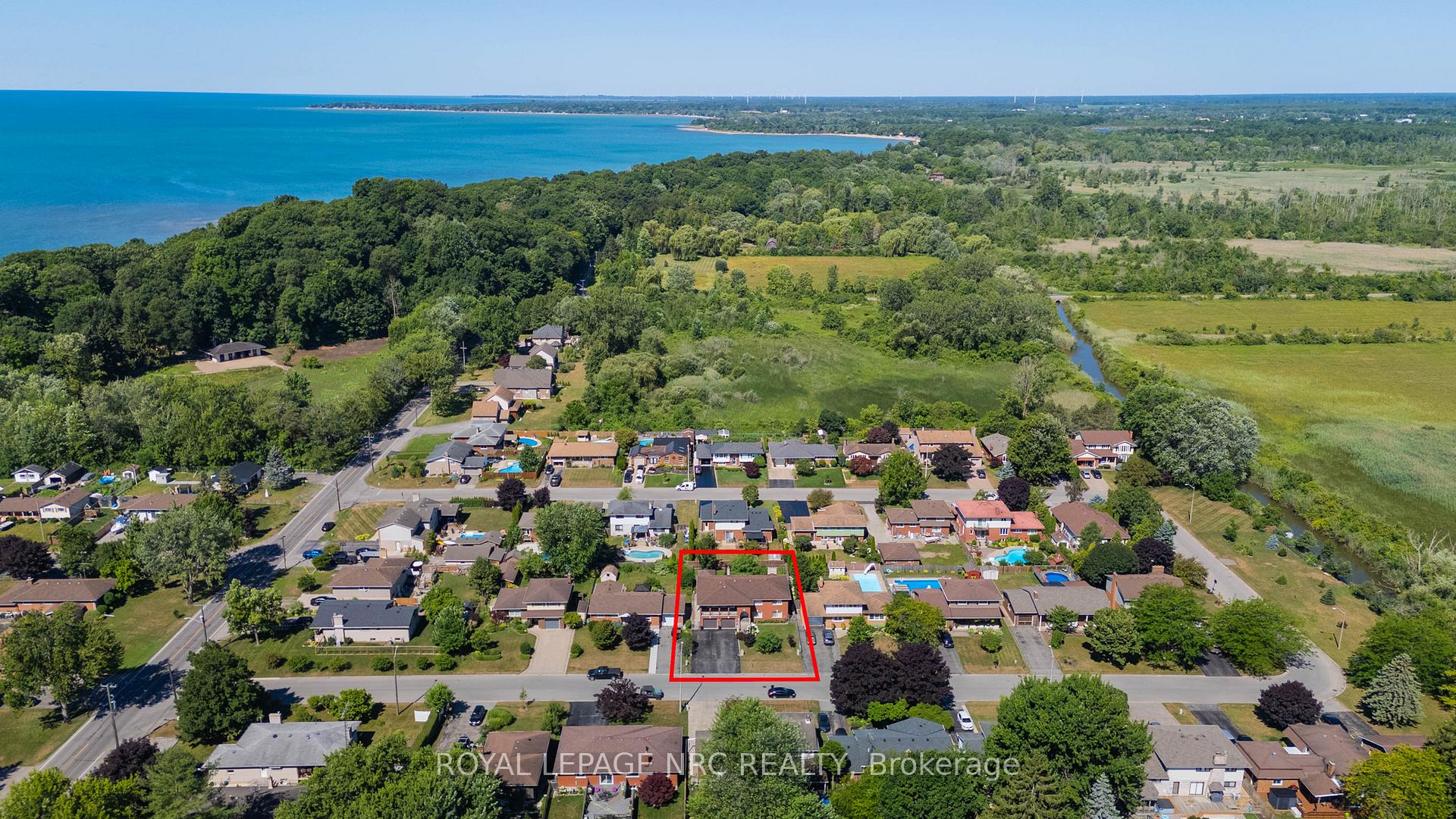 Photo 45 of 32 Gaspare Drive, Port Colborne, Sugarloaf — HOMEH