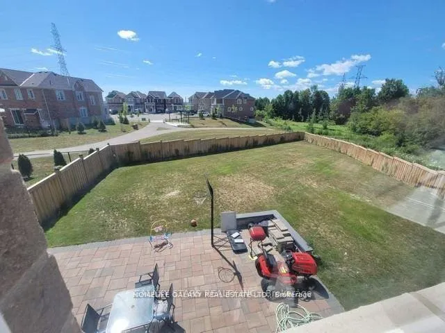 Photo 8 of Unit (Main & 2nd Floor), 1076 Foxtail Crescent, Pickering, Rural Pickering — HOMEH