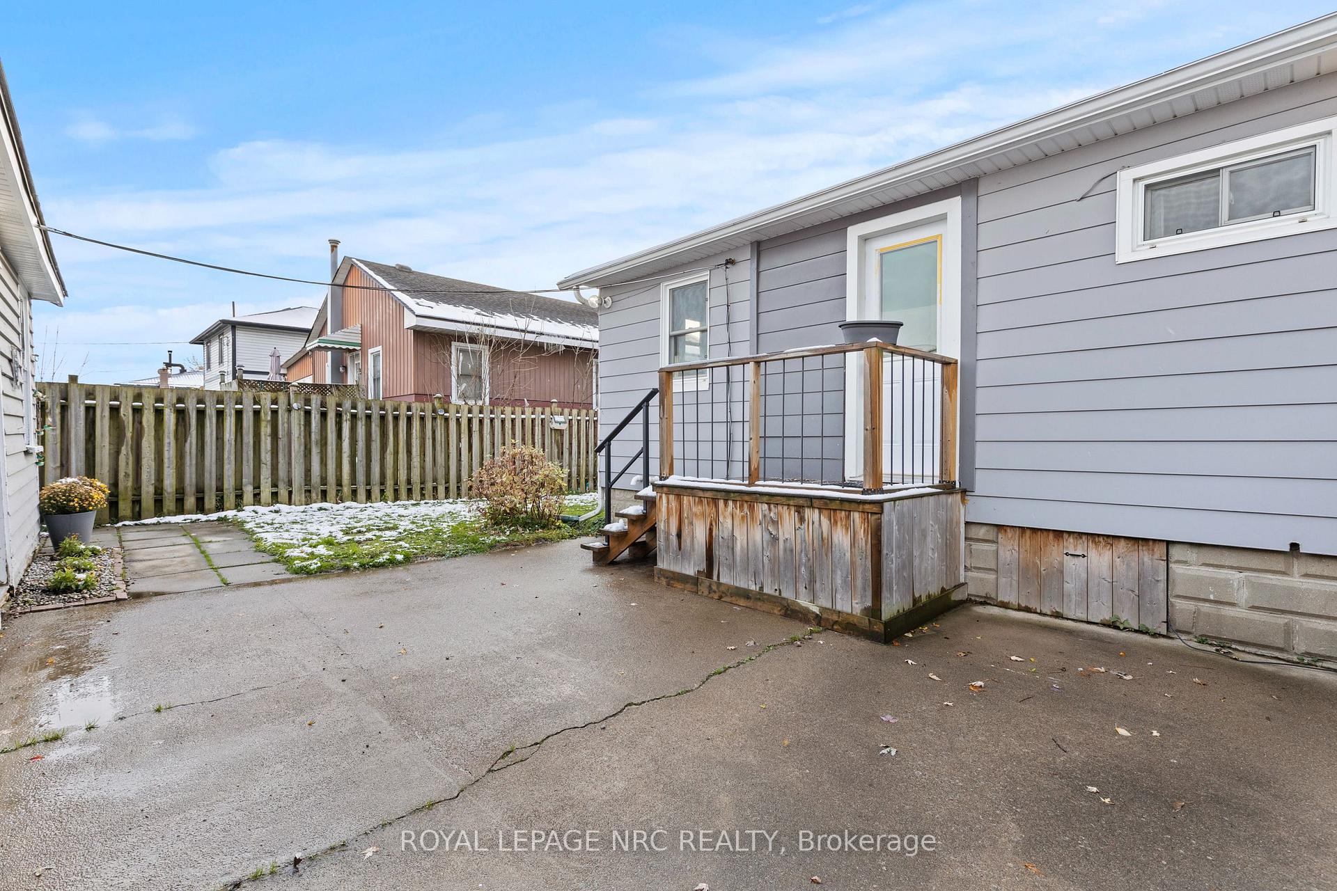 Photo 25 of 783 Steele Street, Port Colborne, Main Street — HOMEH