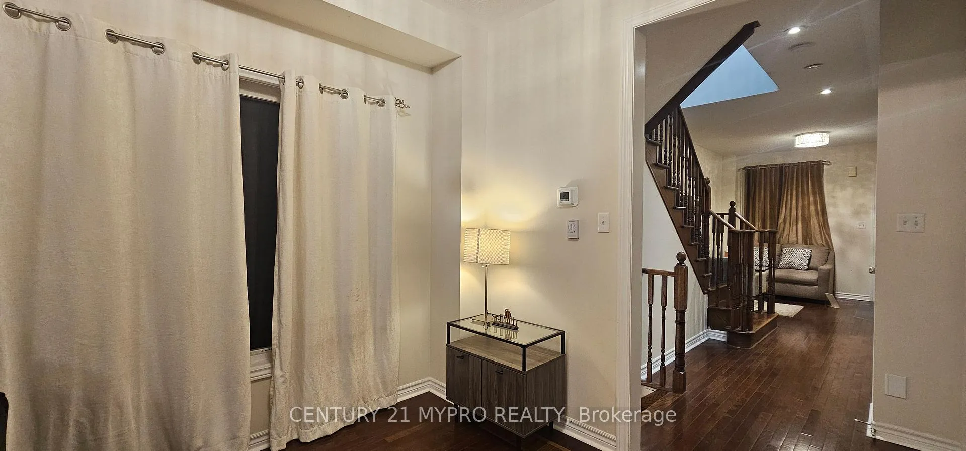 Photo 6 of 1575 Brandy Court, Pickering, Duffin Heights — HOMEH