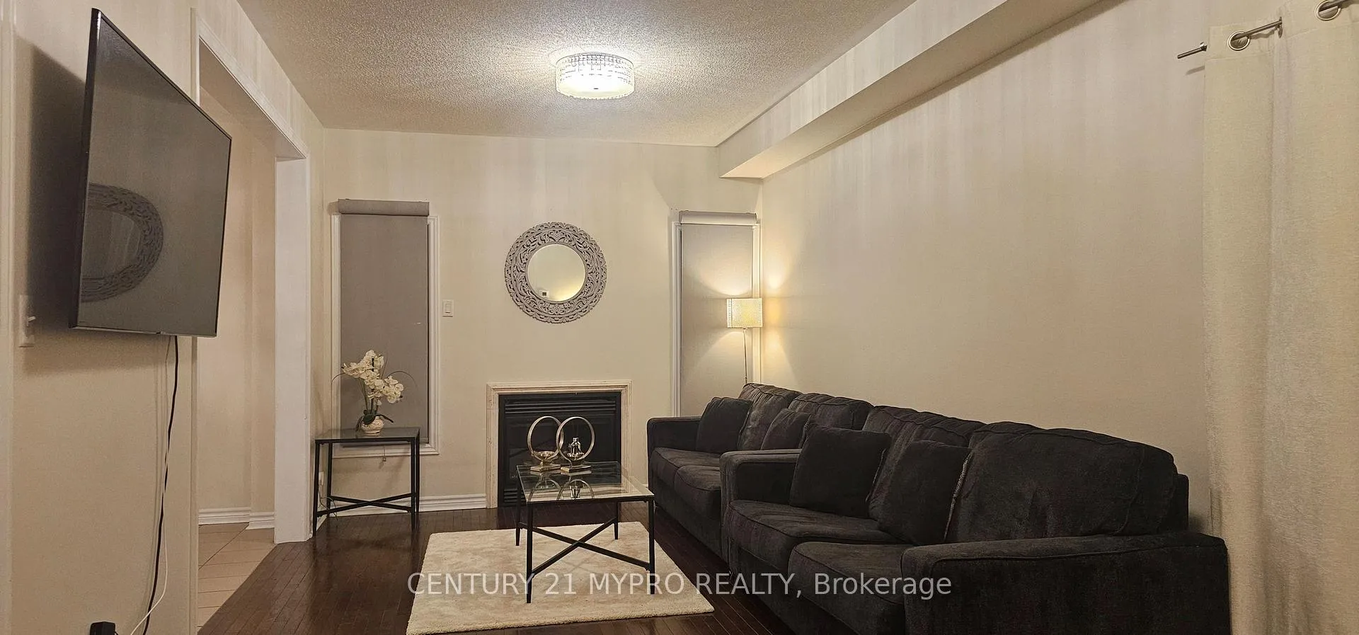 Photo 7 of 1575 Brandy Court, Pickering, Duffin Heights — HOMEH