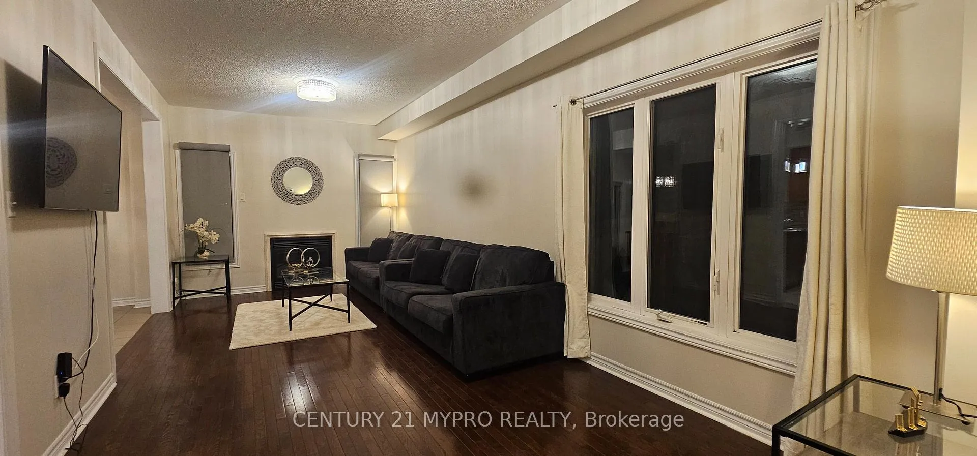 Photo 9 of 1575 Brandy Court, Pickering, Duffin Heights — HOMEH