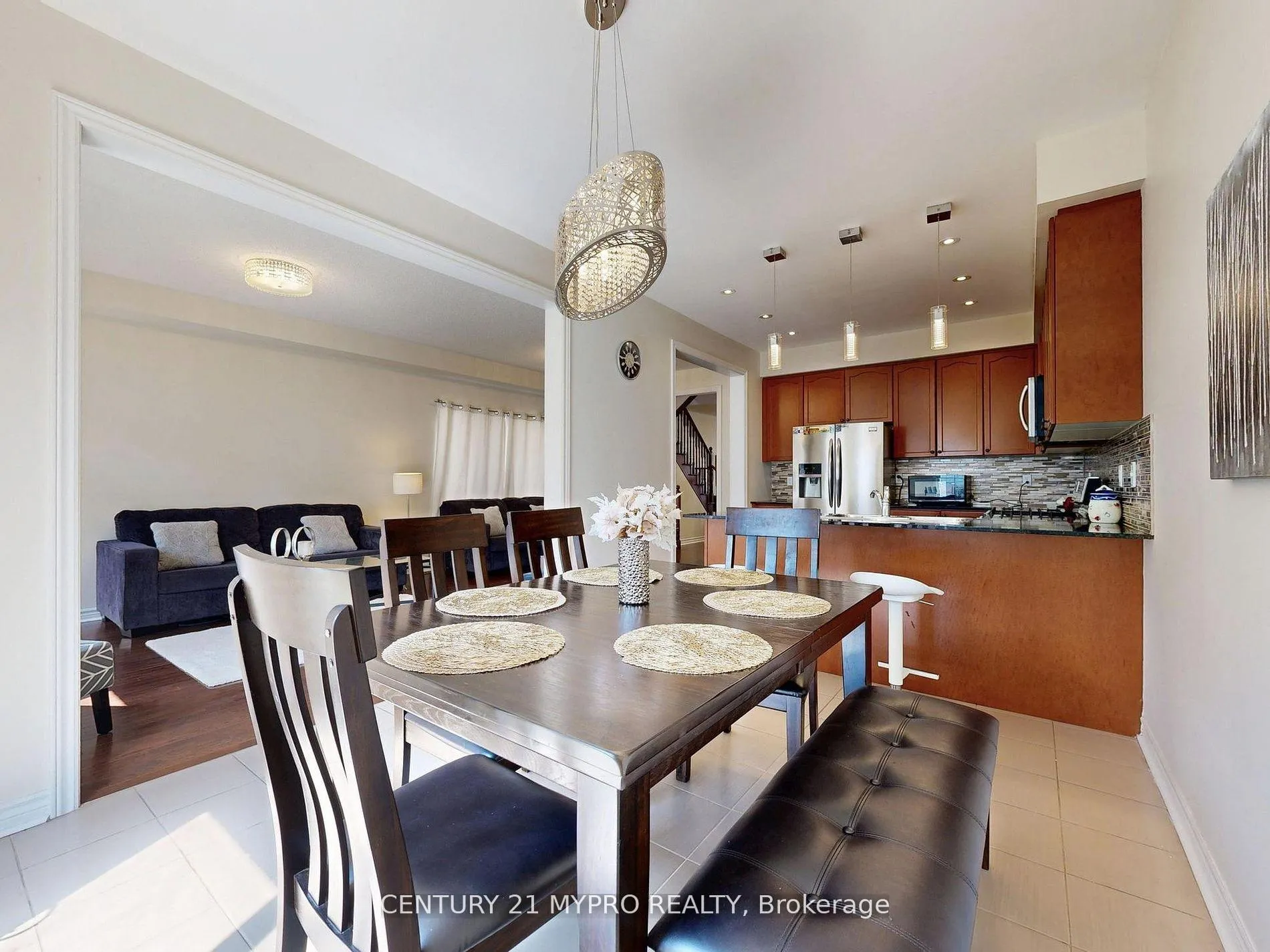 Photo 13 of 1575 Brandy Court, Pickering, Duffin Heights — HOMEH