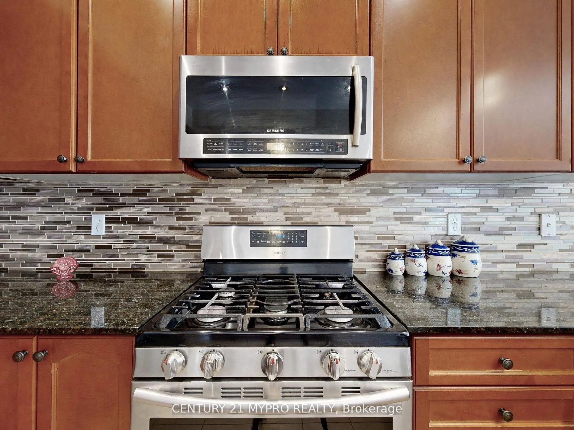 Photo 15 of 1575 Brandy Court, Pickering, Duffin Heights — HOMEH