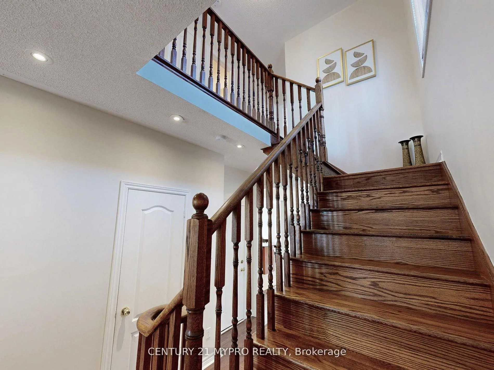 Photo 19 of 1575 Brandy Court, Pickering, Duffin Heights — HOMEH
