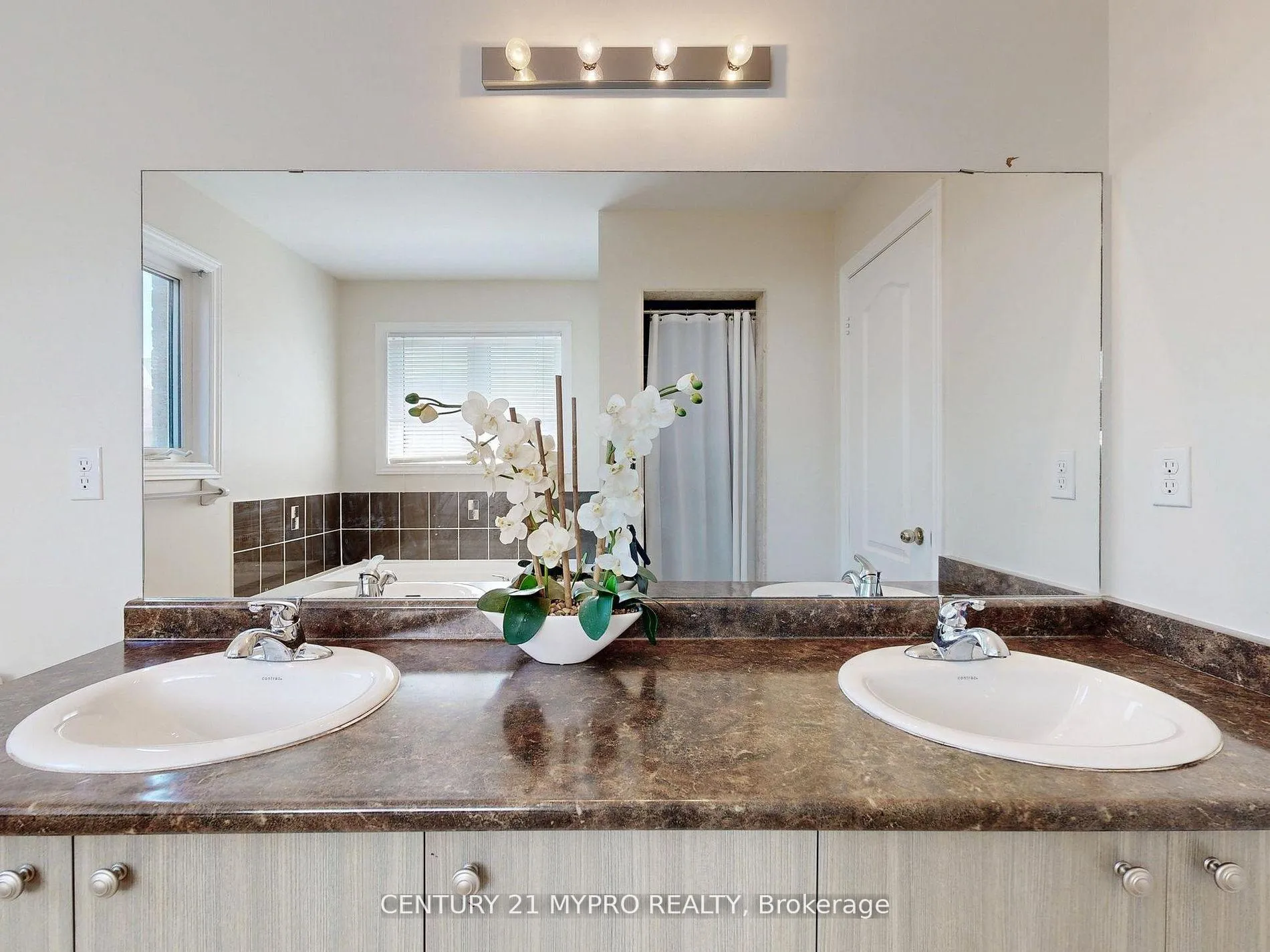 Photo 26 of 1575 Brandy Court, Pickering, Duffin Heights — HOMEH