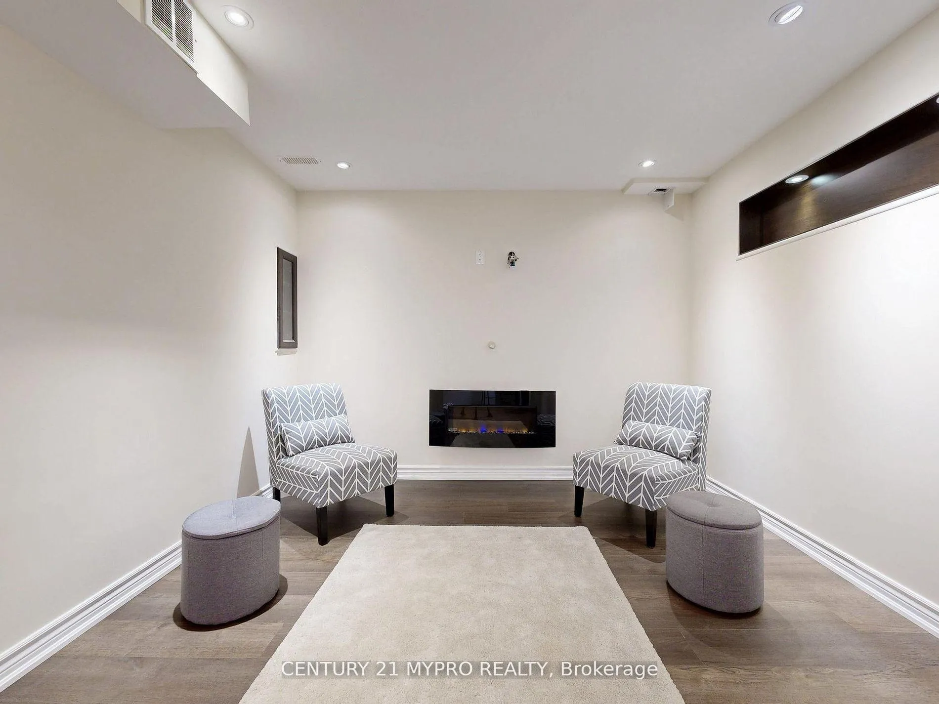 Photo 43 of 1575 Brandy Court, Pickering, Duffin Heights — HOMEH