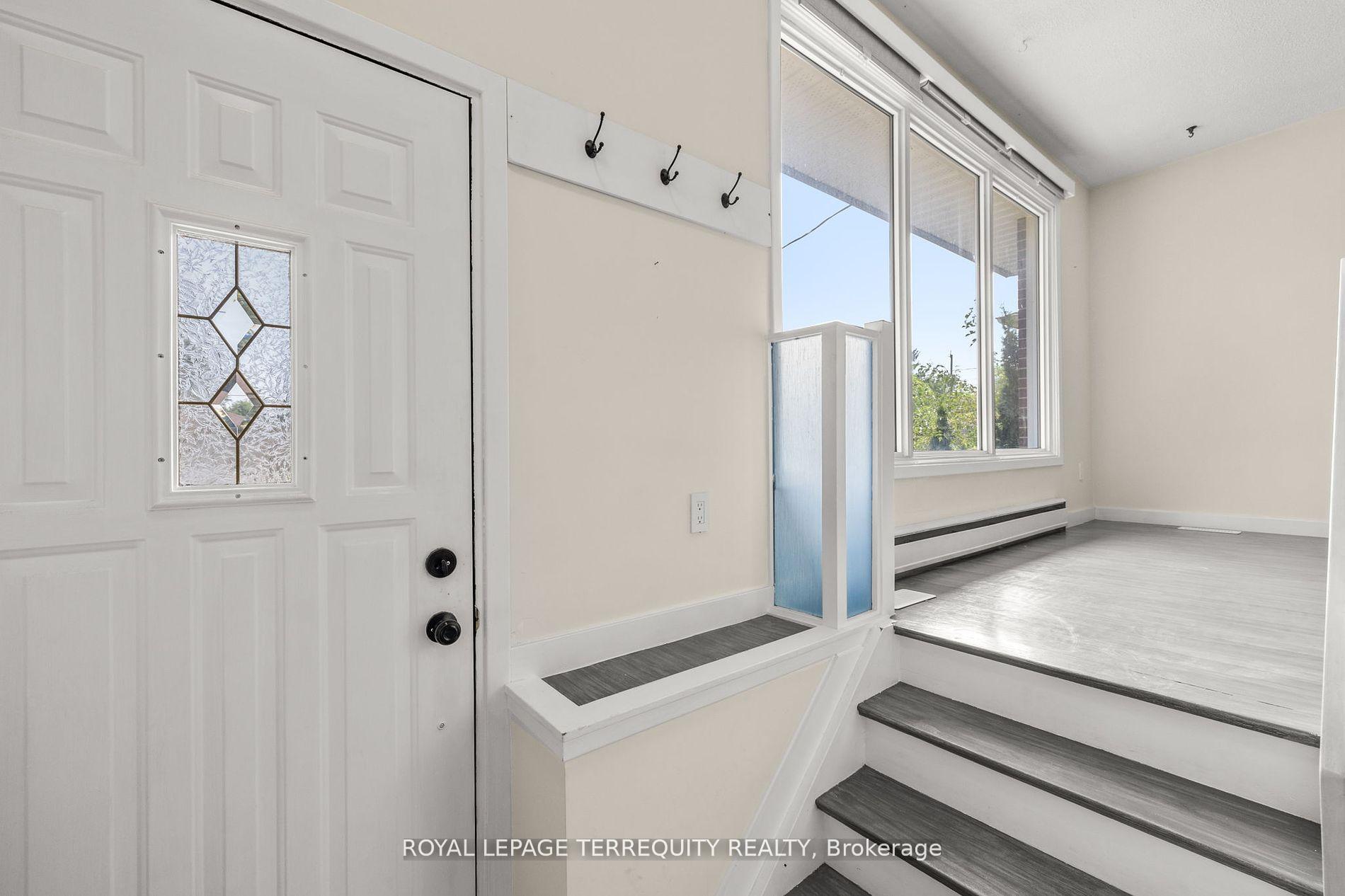 Photo 2 of Unit Main Floor, 116 Byng Avenue, Oshawa, Centennial — HOMEH