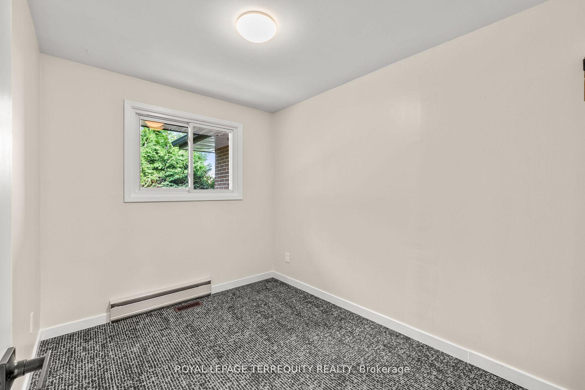Photo 17 of Unit Main Floor, 116 Byng Avenue, Oshawa, Centennial — HOMEH